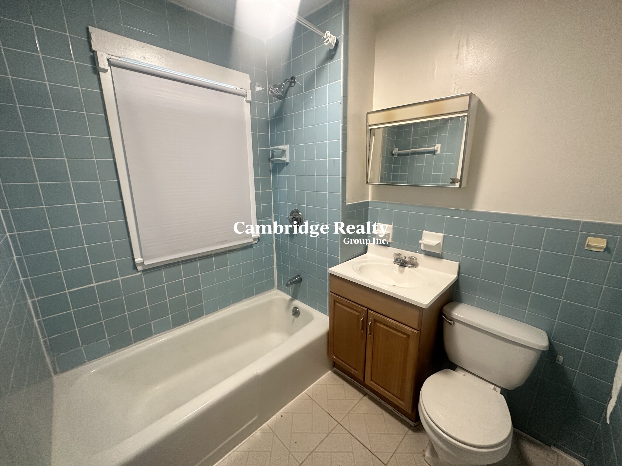 147 Willow Ave, Davis Square