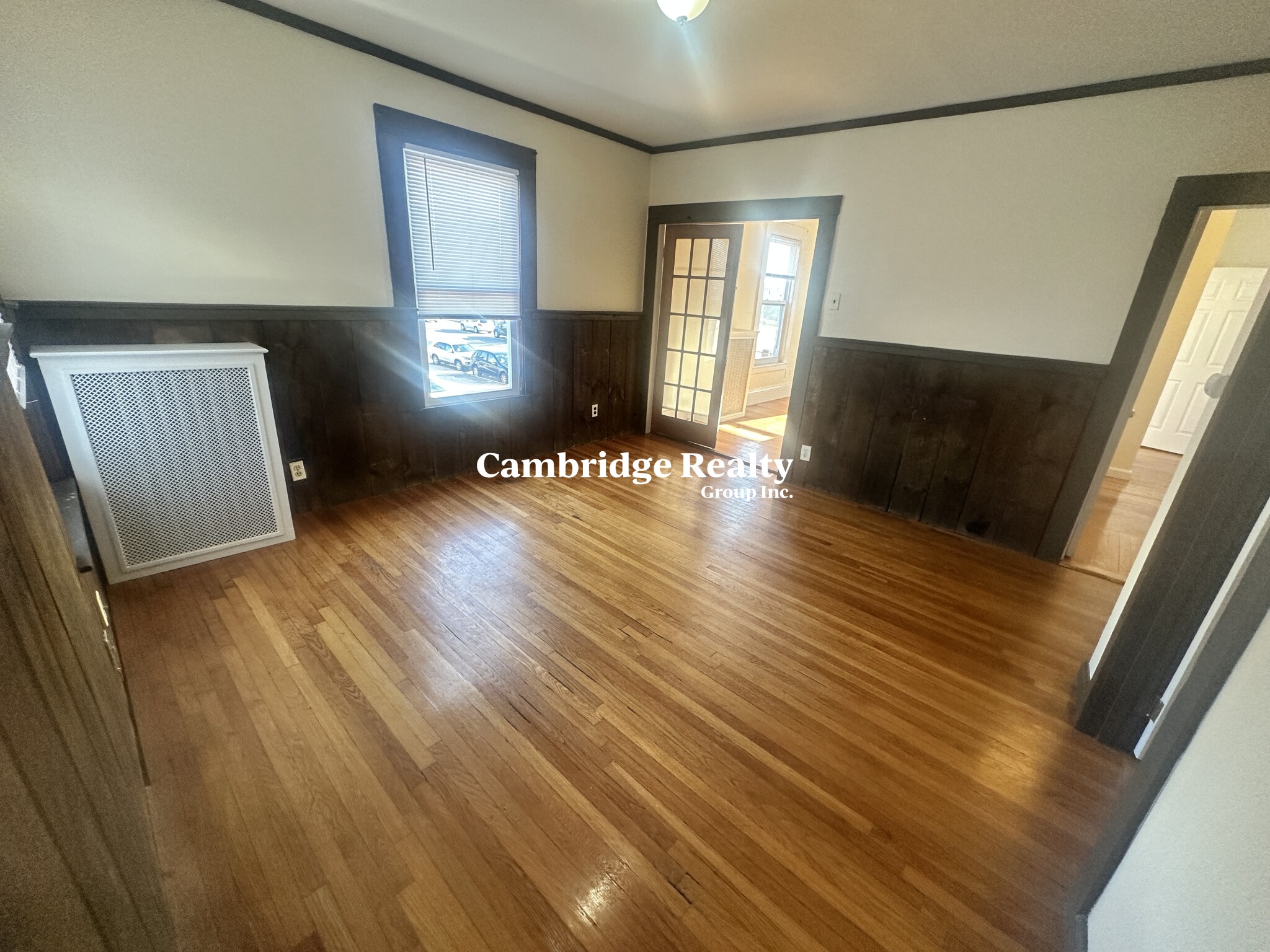 543 Broadway, Magoun Square