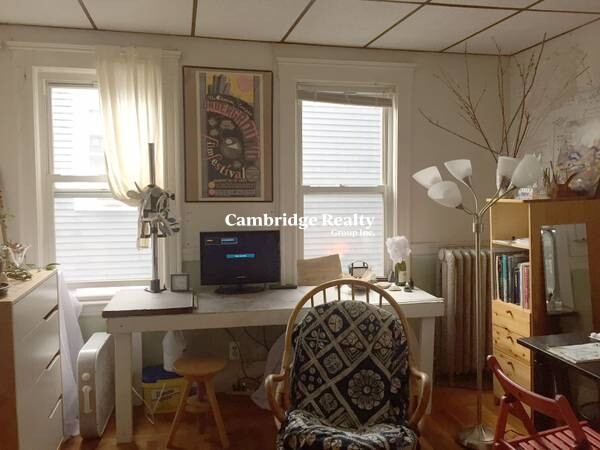 427 Medford St, Winter Hill