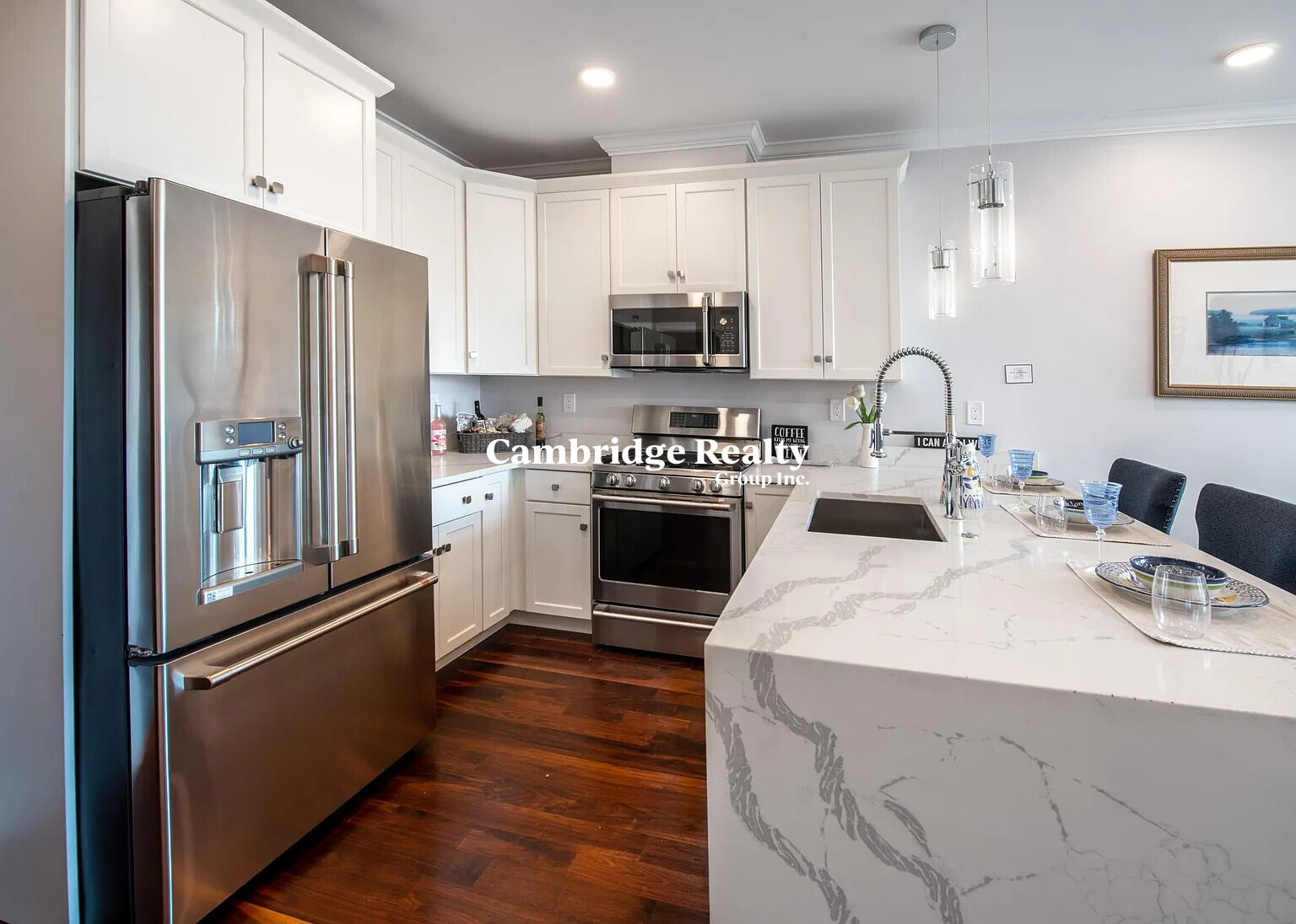 519 Broadway, Magoun Square