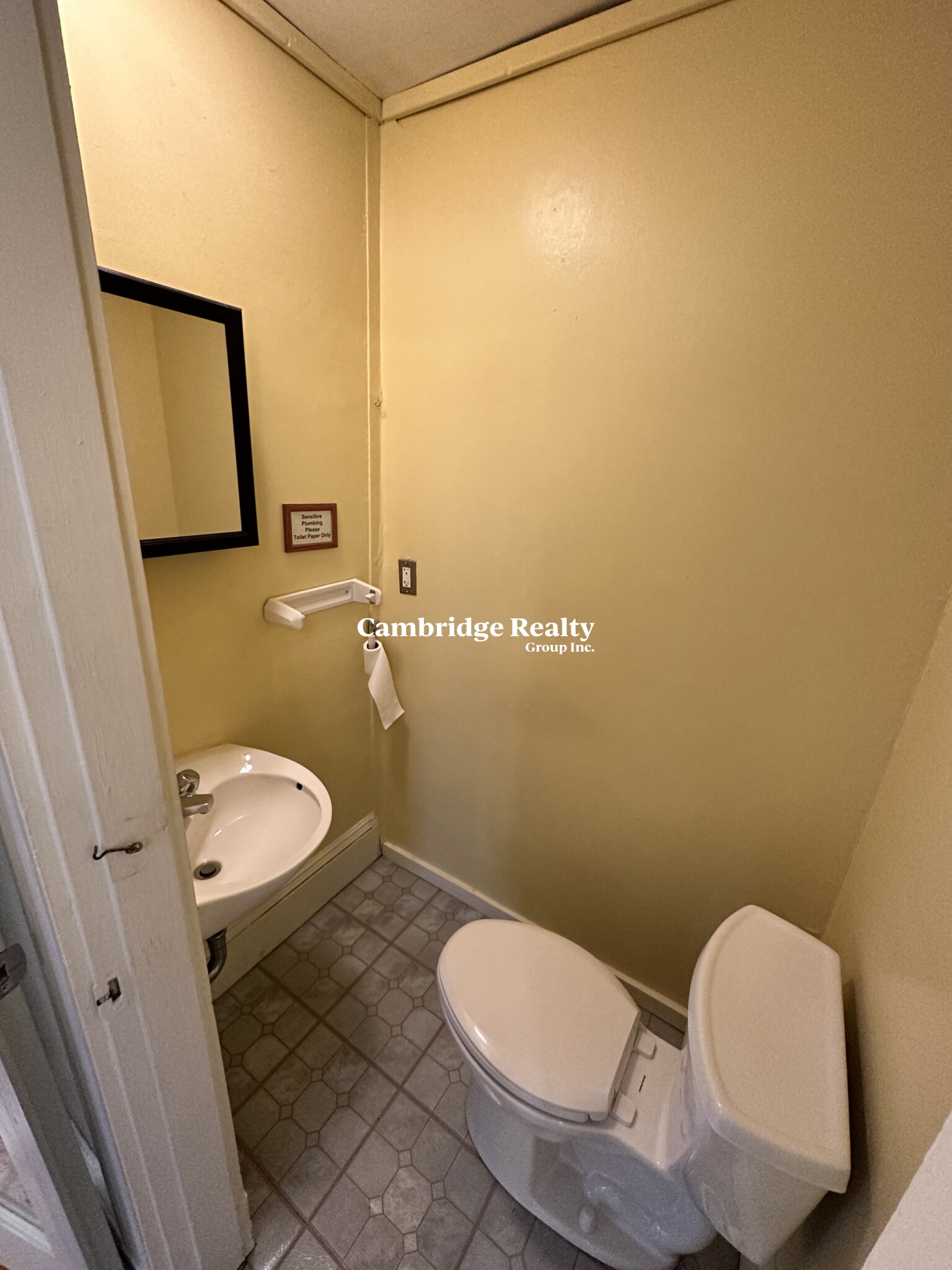 374 Highland Ave, Davis Square