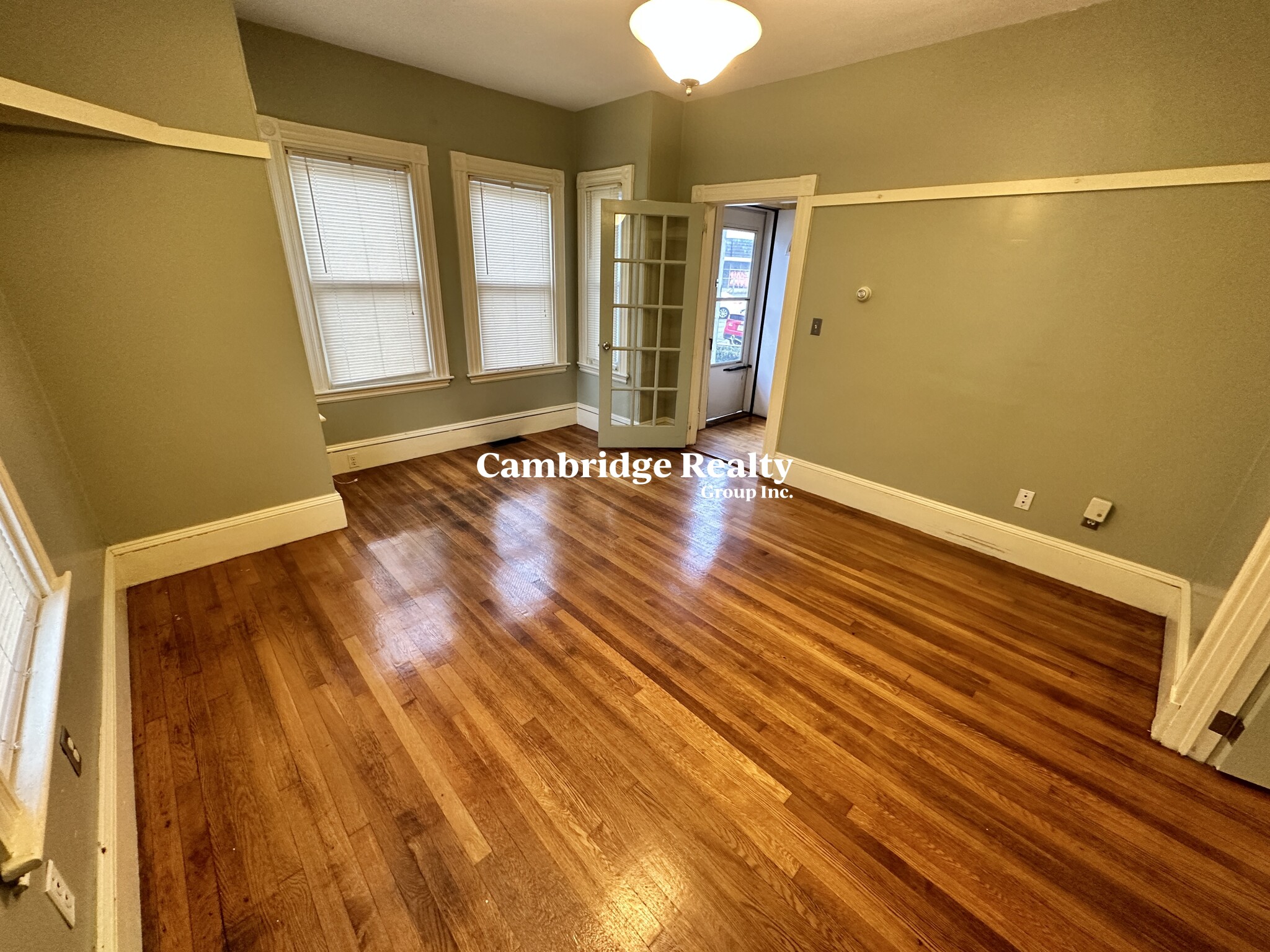 374 Highland Ave, Davis Square