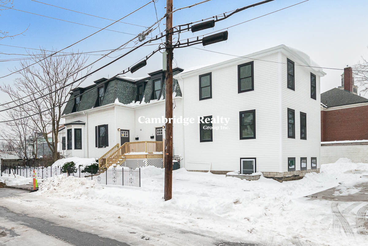 10 Marion St, Medford