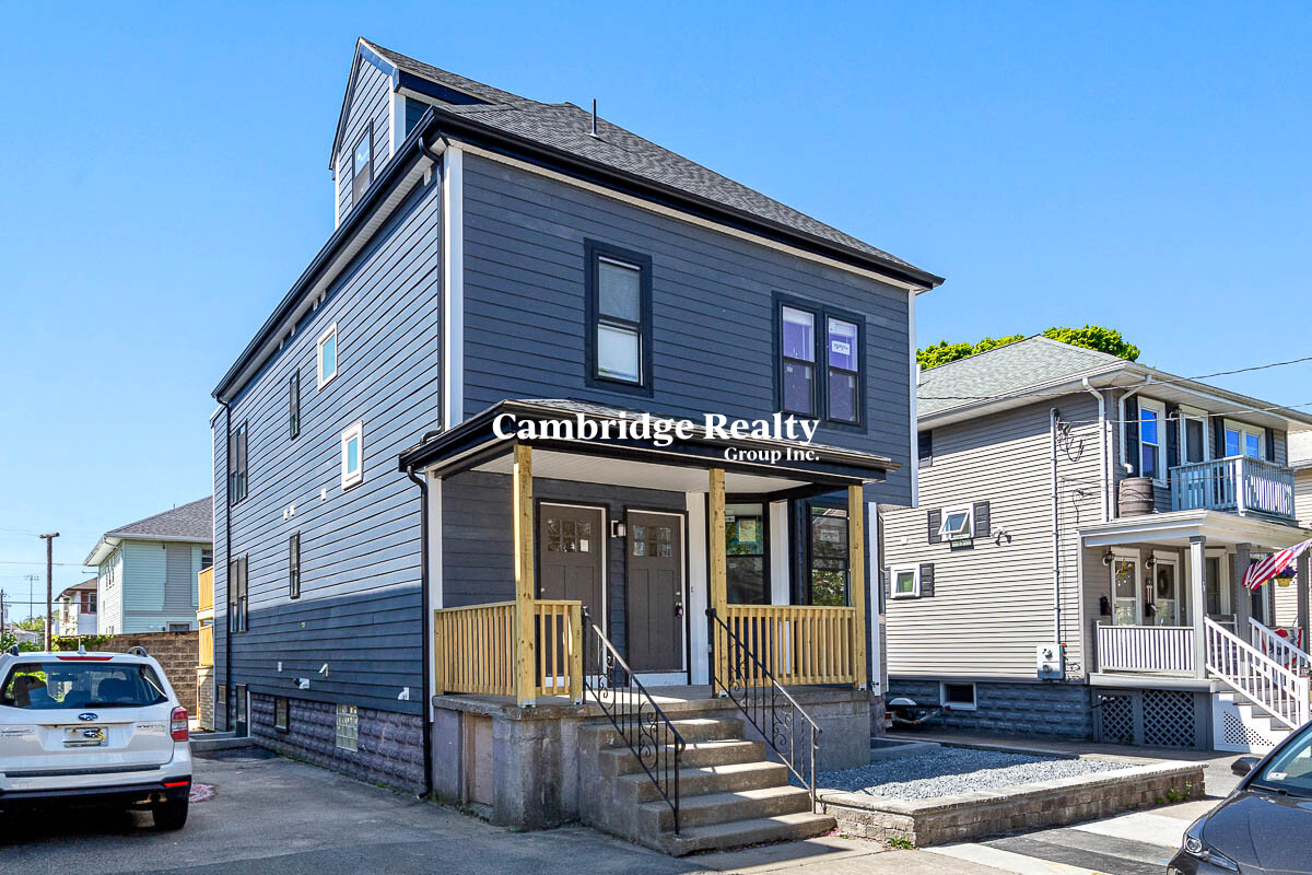 70 Stanley Ave, Medford