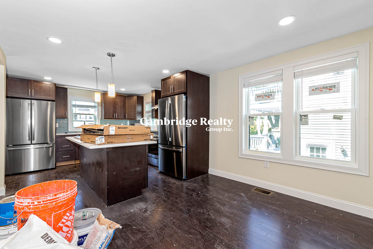 70 Stanley Ave, Medford