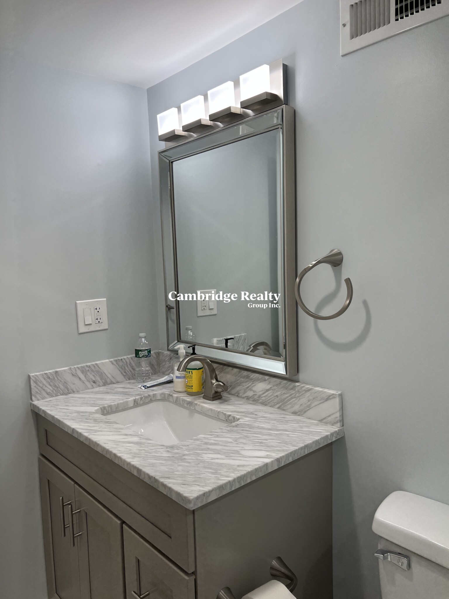 61 Winter St, East Cambridge