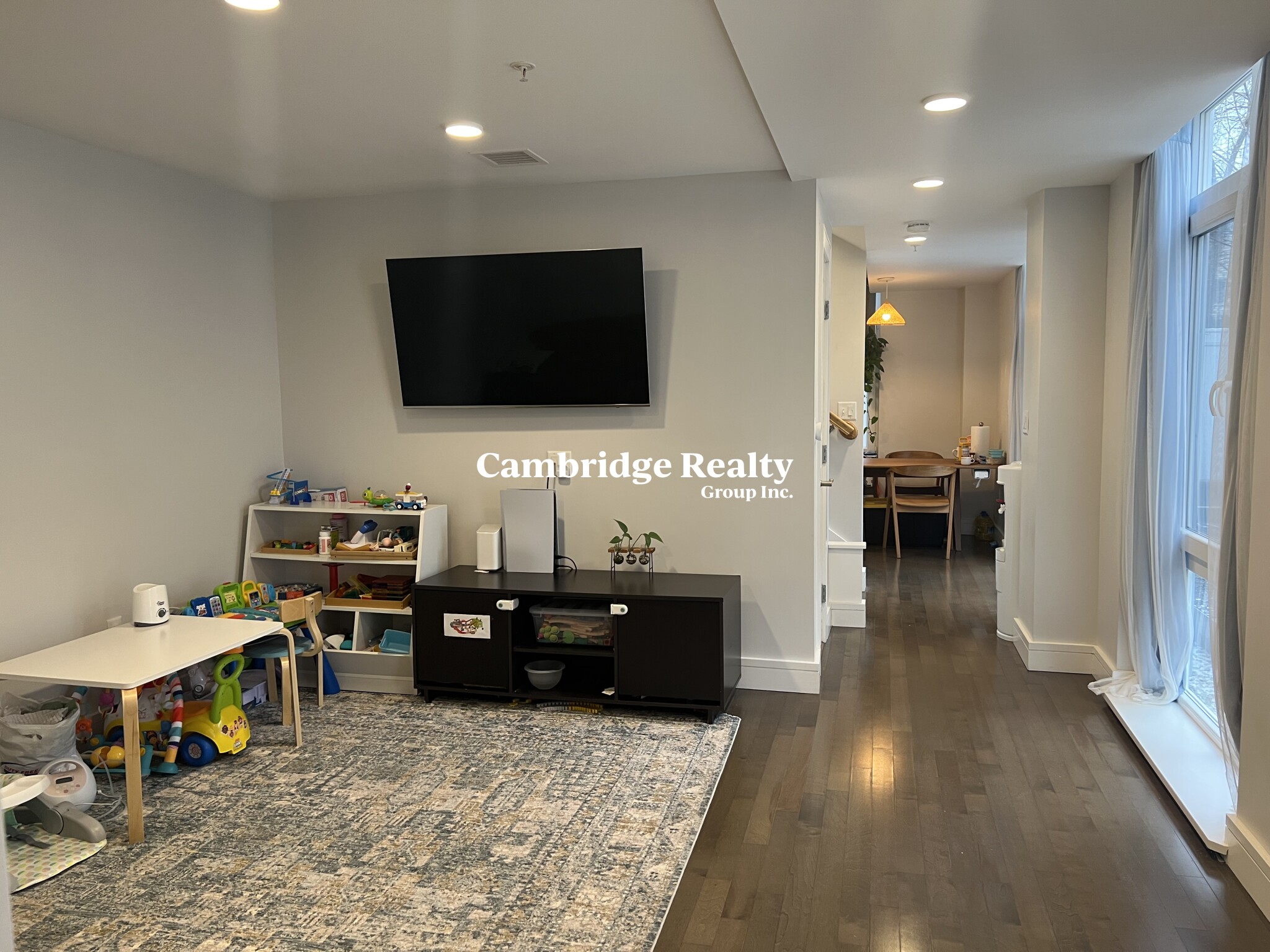 262 Monsignor Obrien Hwy, East Cambridge