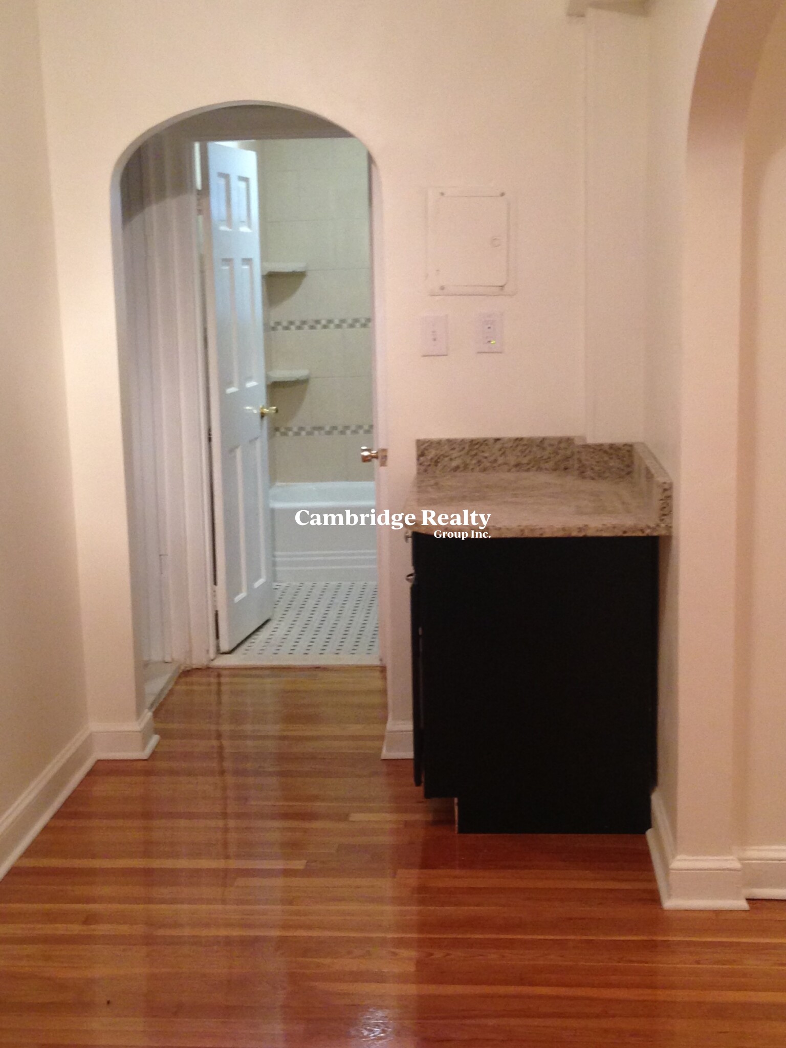 39 Commonwealth Ave, Newton