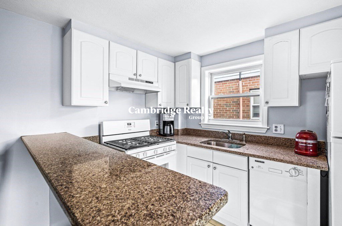 81 Summer St, Spring Hill