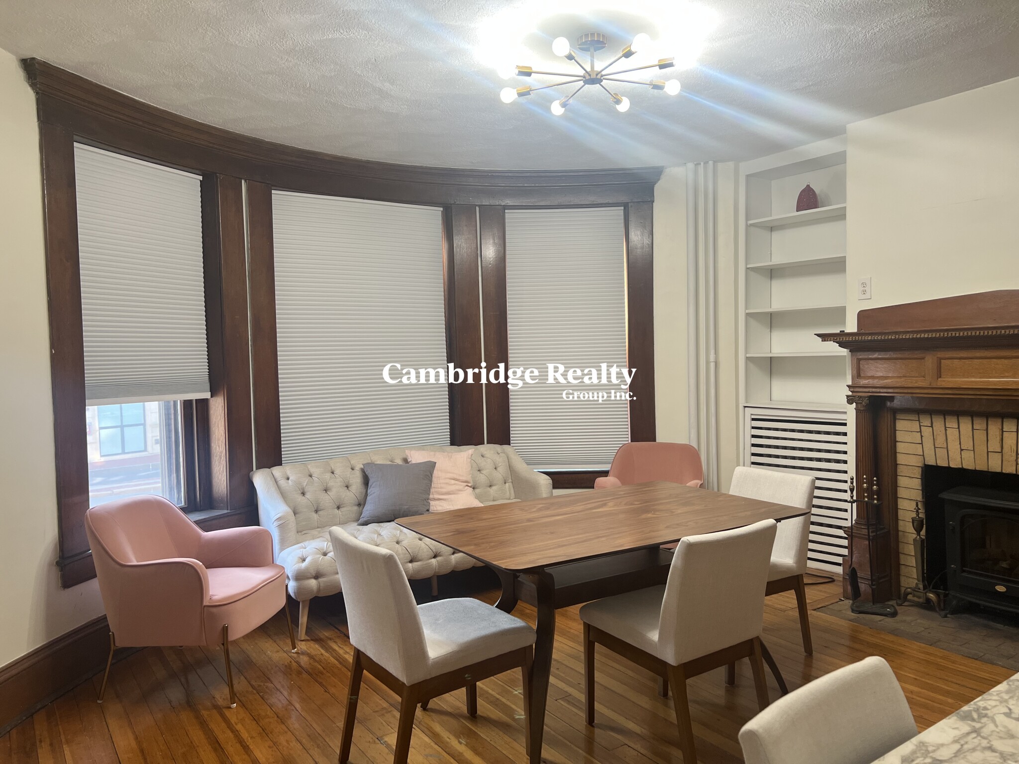 1137 Massachusetts Ave, Harvard Square