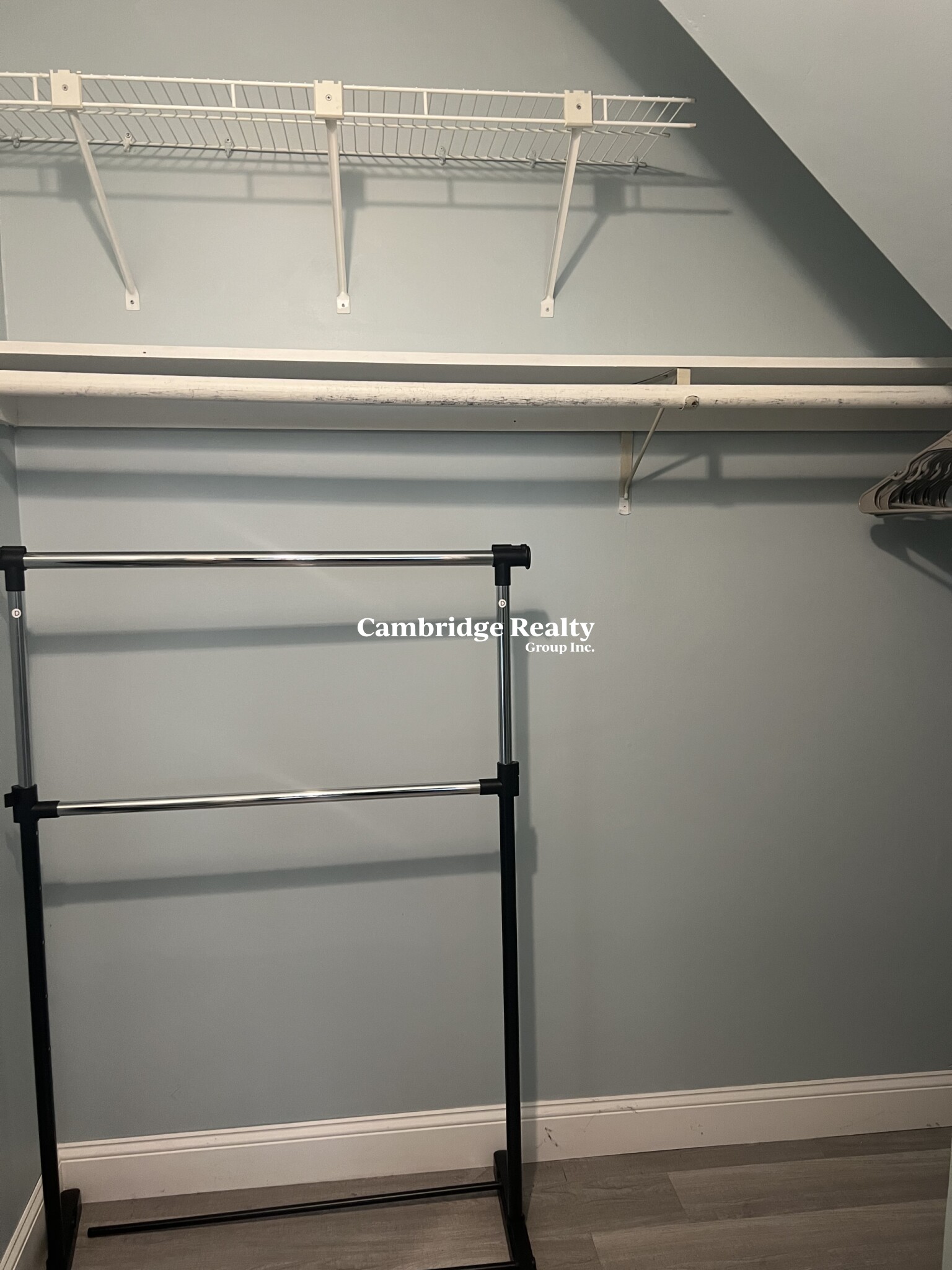 1137 Massachusetts Ave, Harvard Square