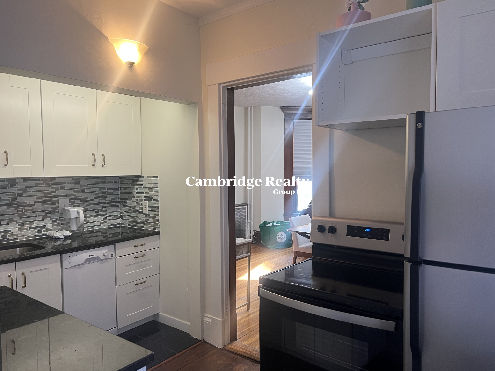 1137 Massachusetts Ave, Harvard Square