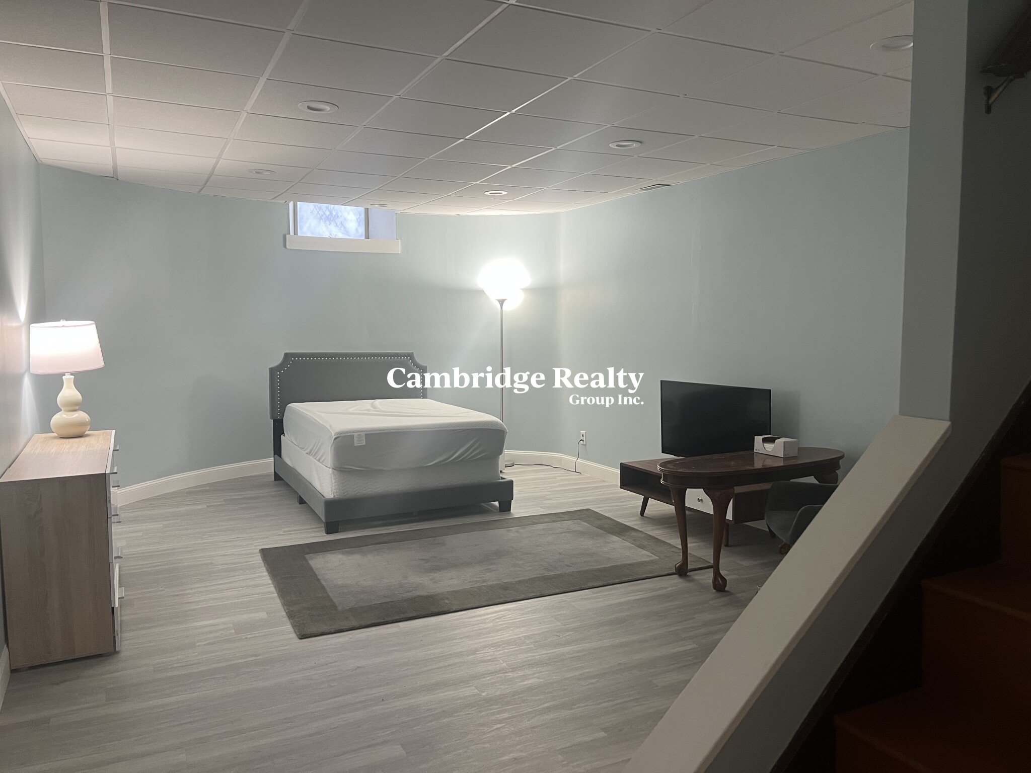 1137 Massachusetts Ave, Harvard Square