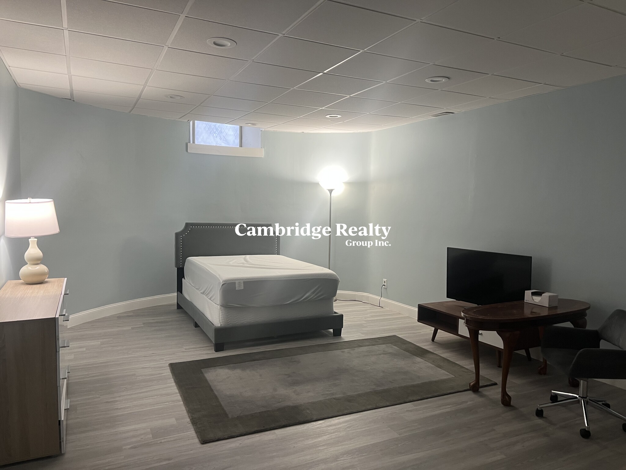 1137 Massachusetts Ave, Harvard Square