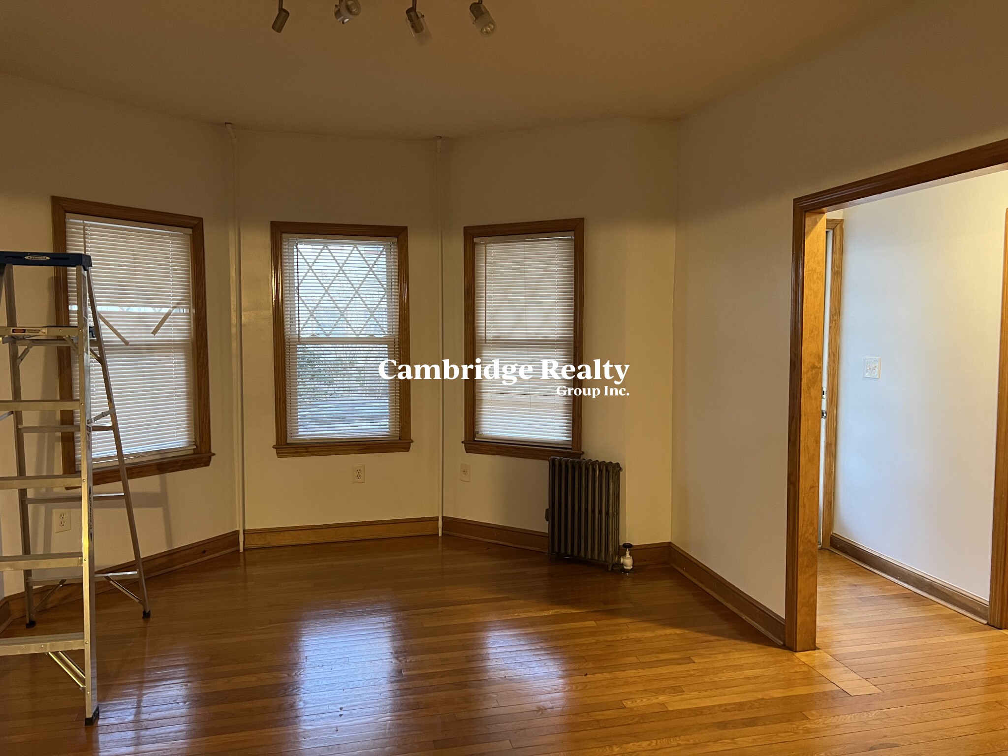 16 Bailey St, Everett