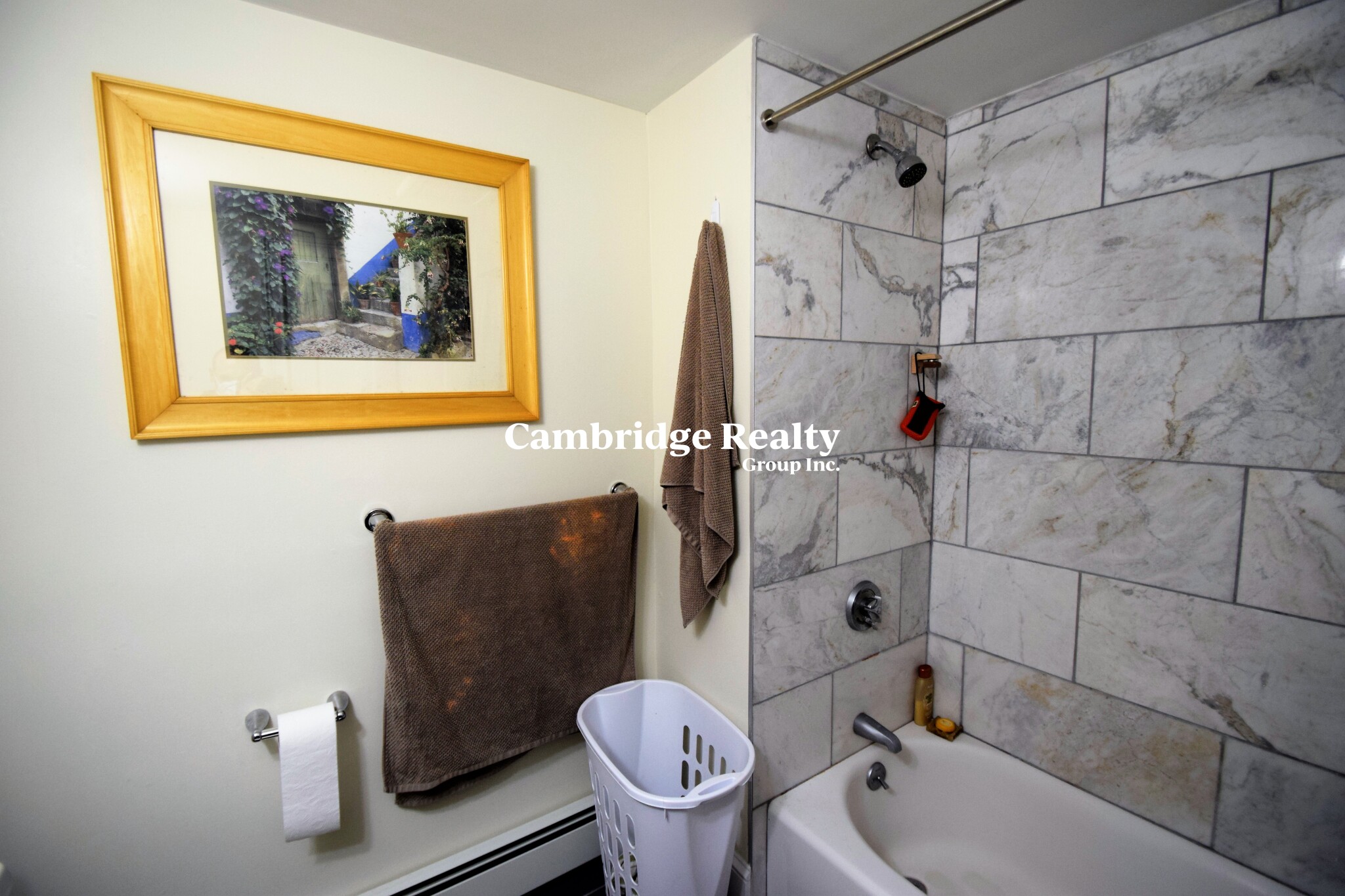 4 School St, Roxbury