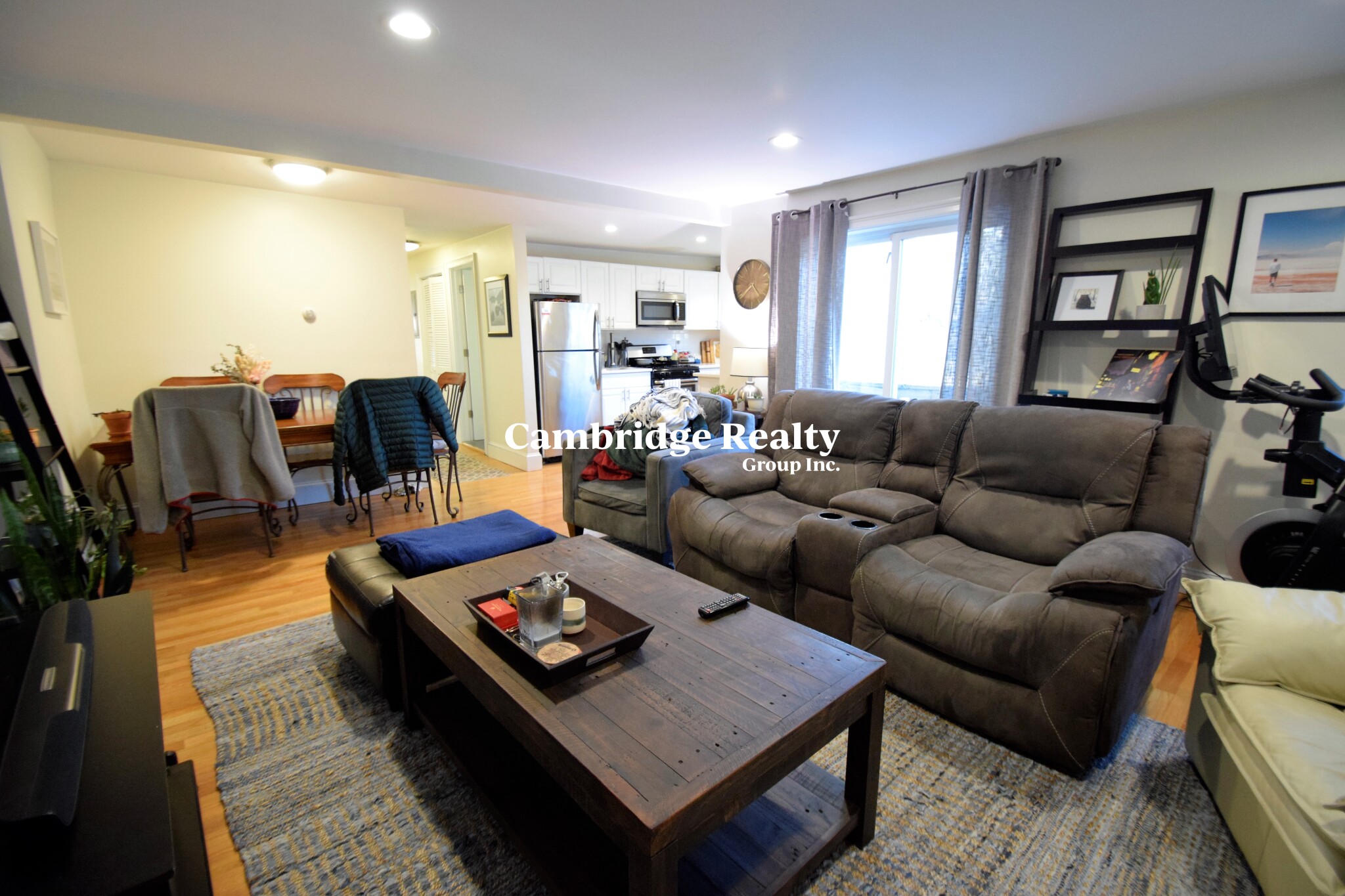 4 School St, Roxbury