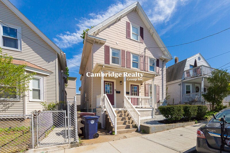 11 Rock Valley Ave, Everett