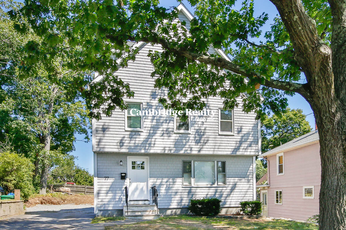 75 Rock Glen Rd, Medford