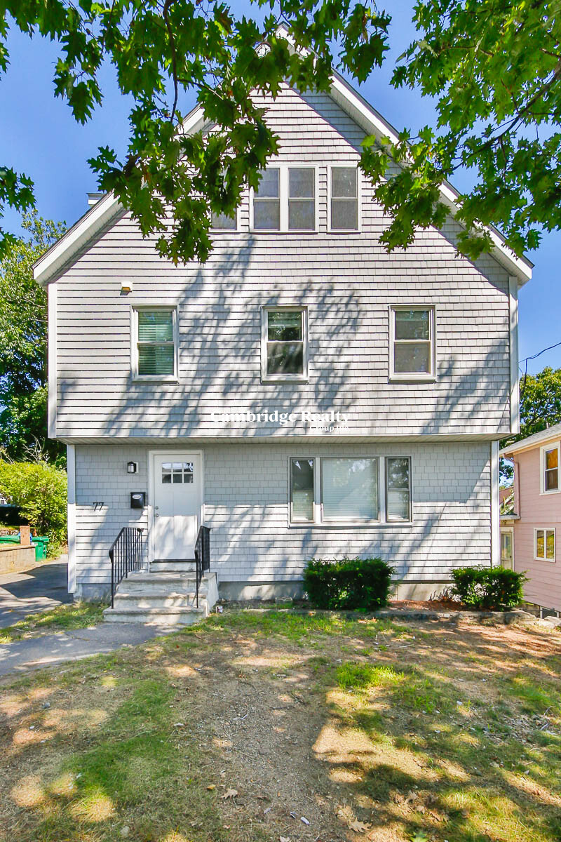 75 Rock Glen Rd, Medford