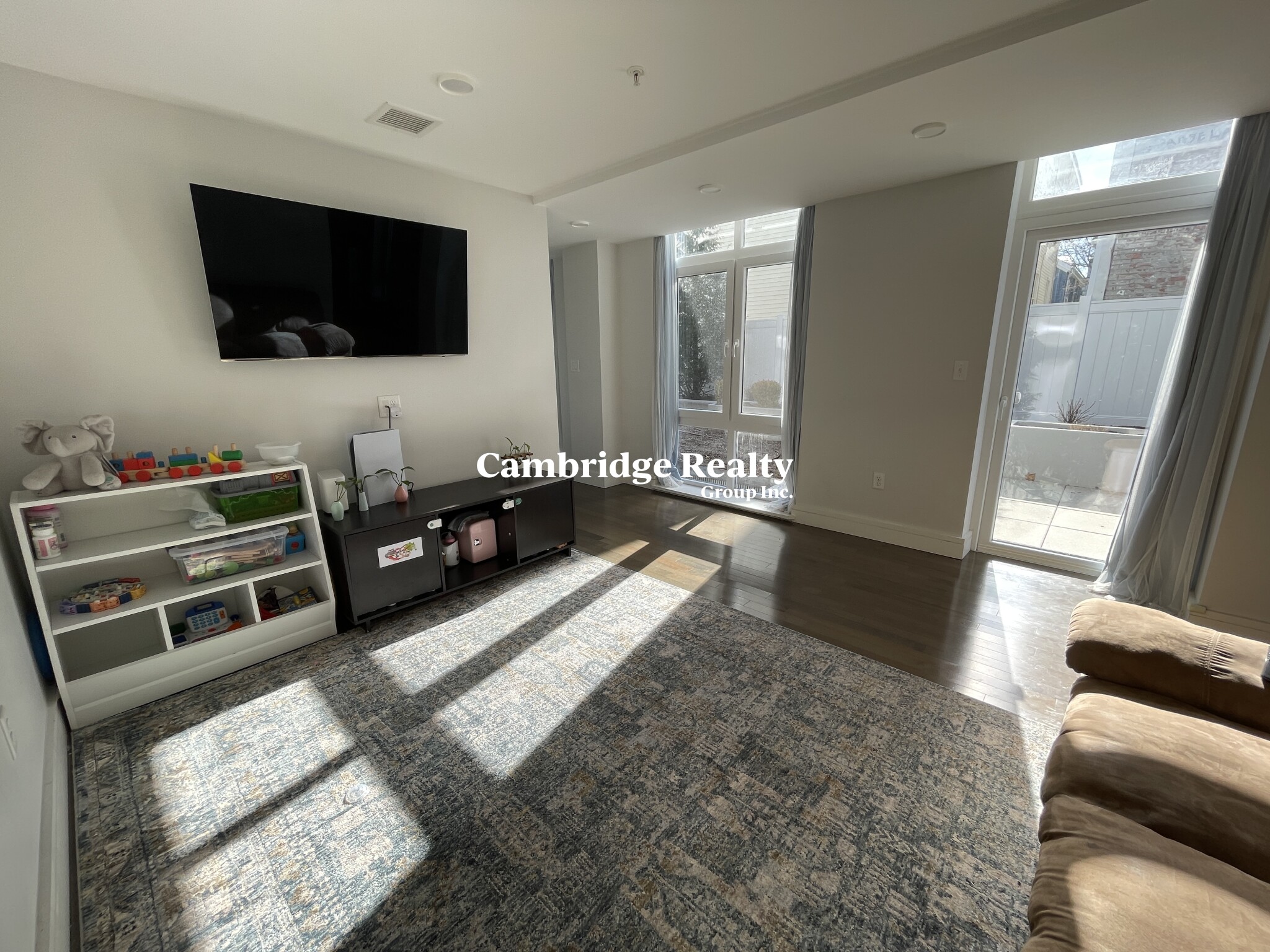 262 Monsignor O'brien Highway, East Cambridge