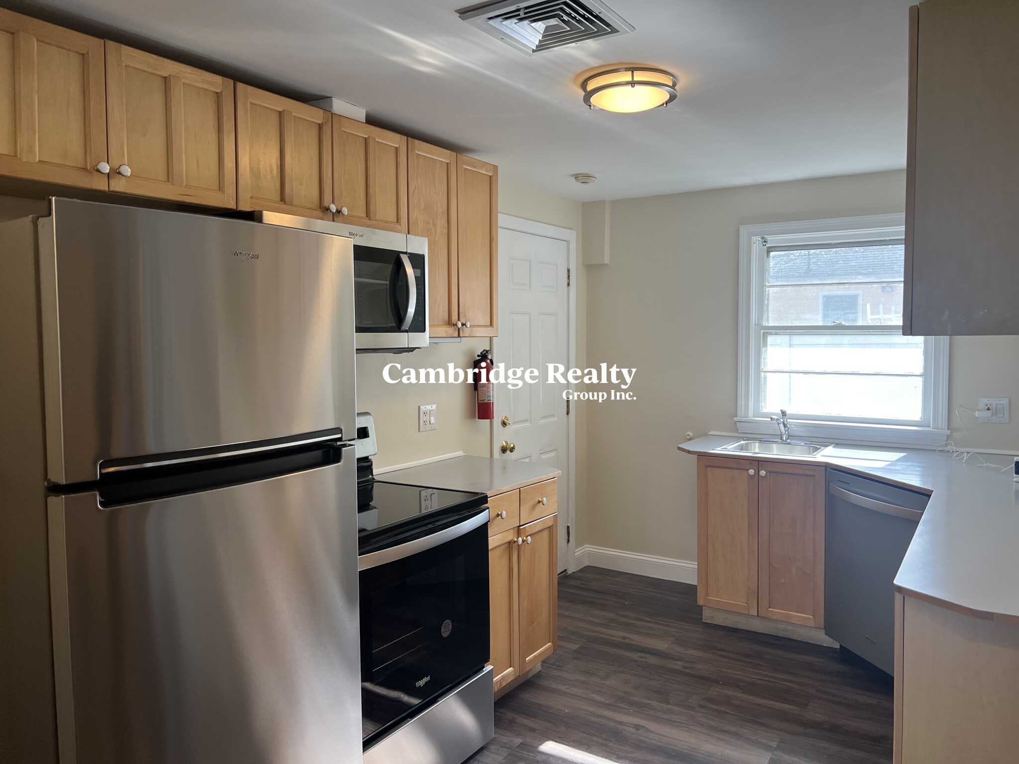 41 May St, West Cambridge