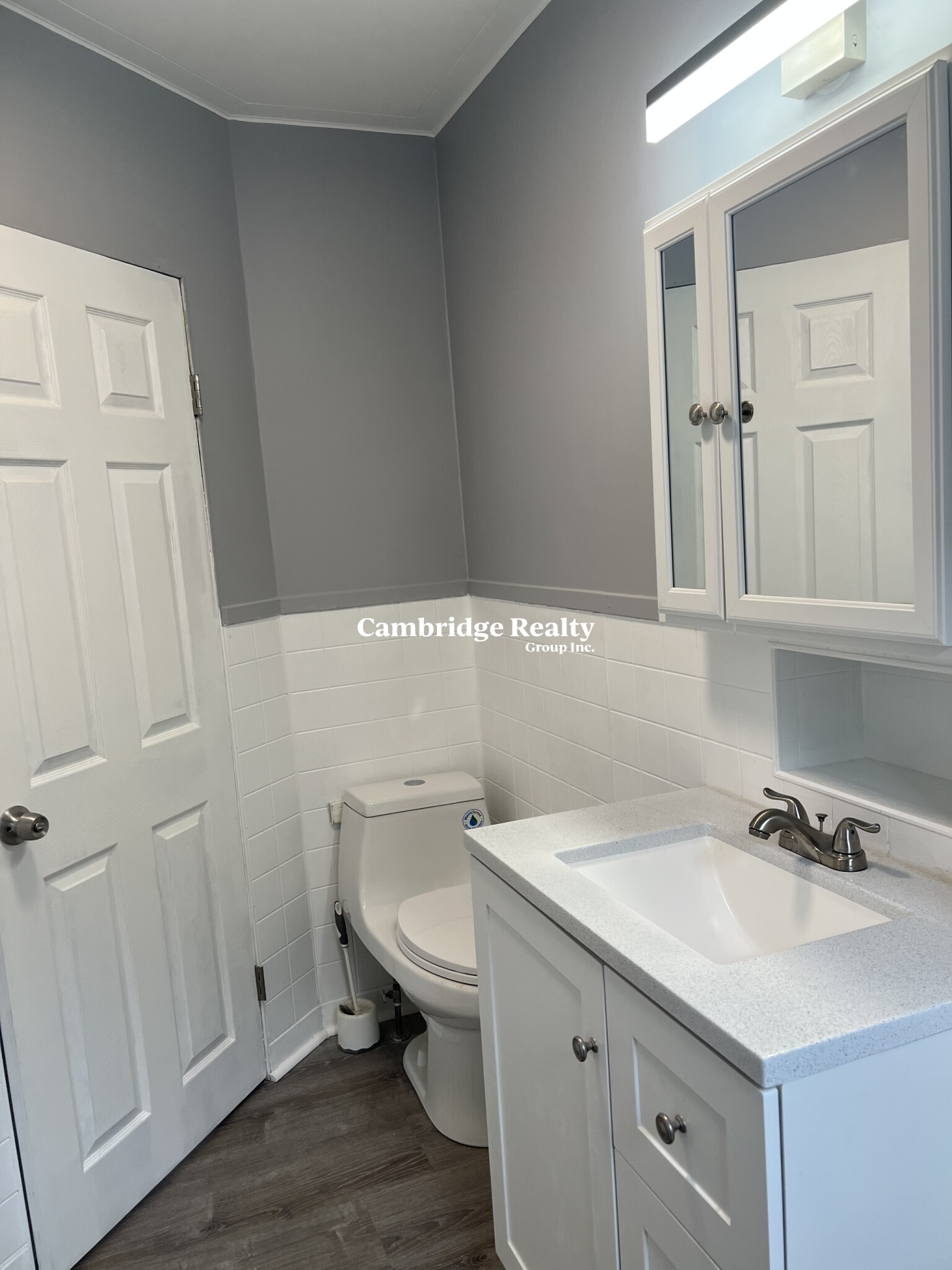 39 Albion St, Medford