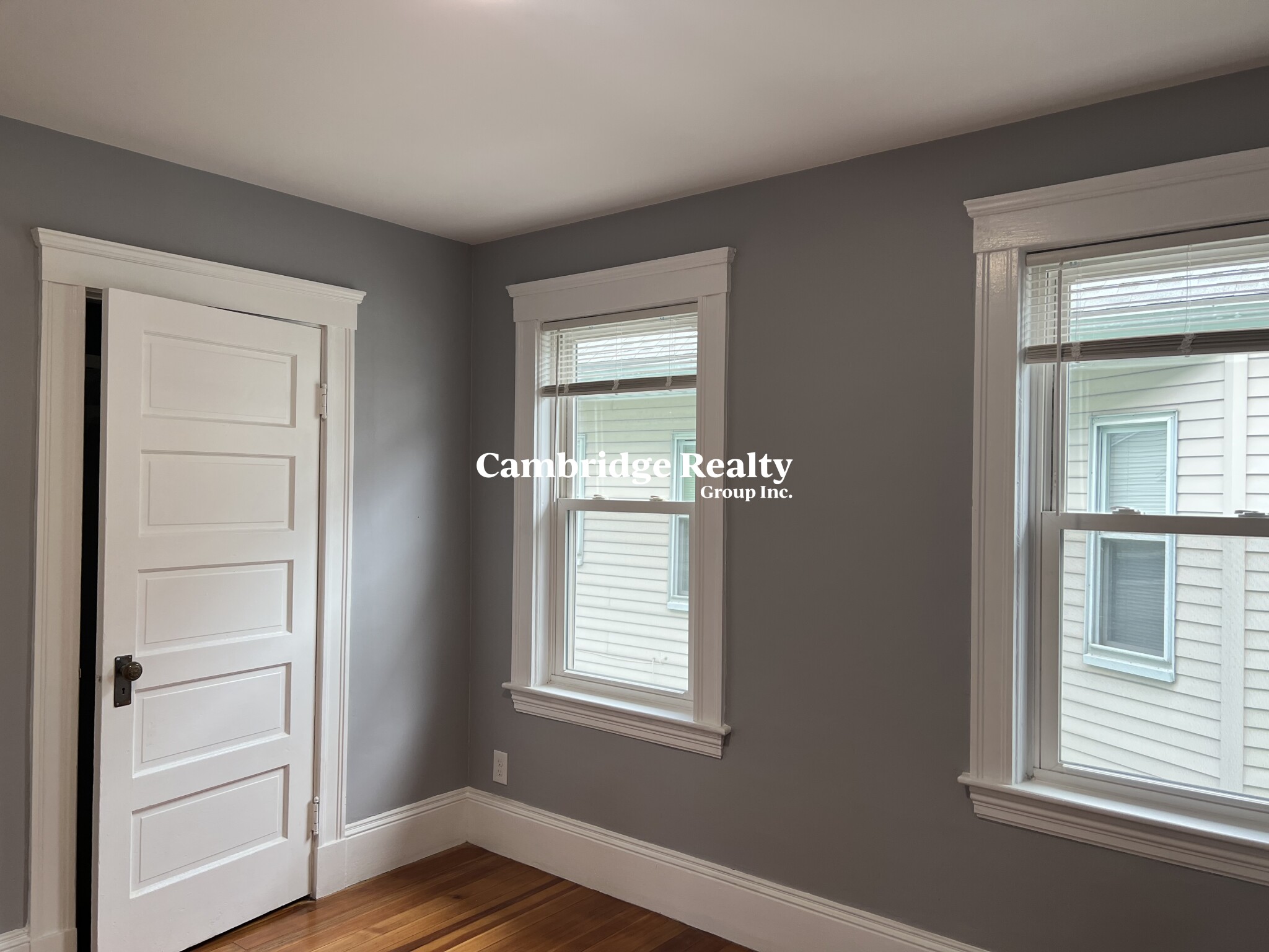 39 Albion St, Medford