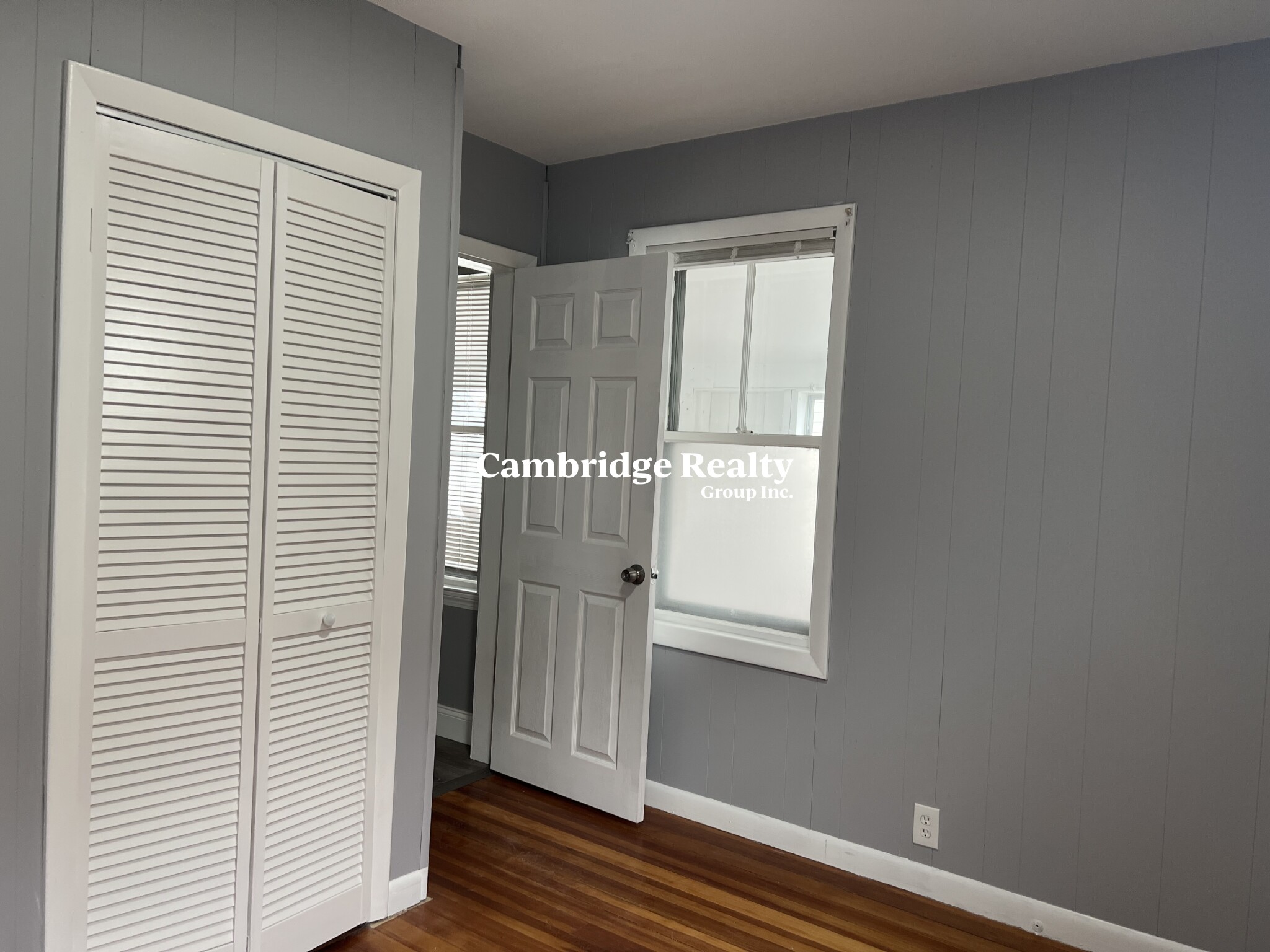 39 Albion St, Medford