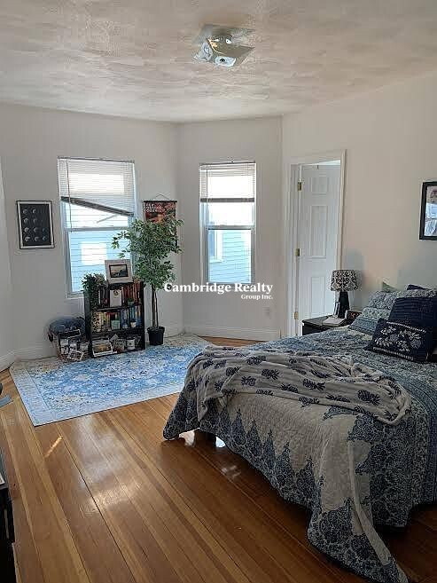 86 Fellsway West, East Somerville