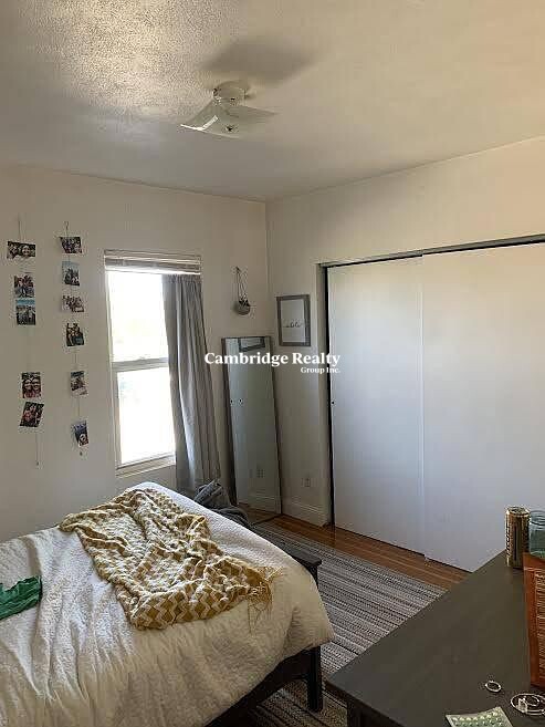 86 Fellsway West, East Somerville