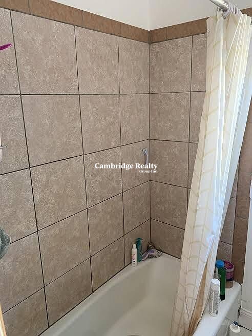 86 Fellsway West, East Somerville