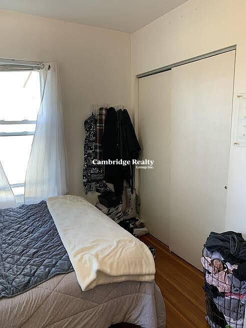 86 Fellsway West, East Somerville