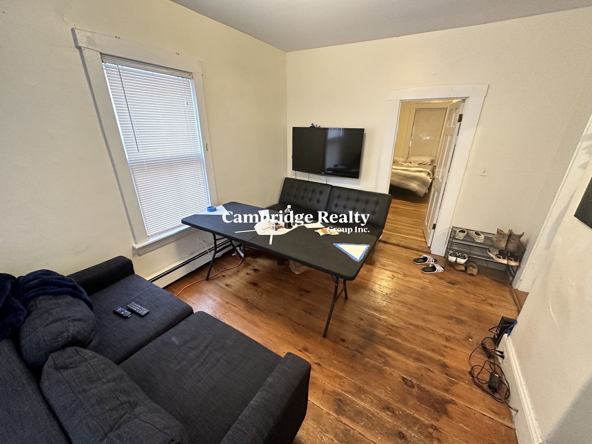 2 Walker Ct, Cambridgeport