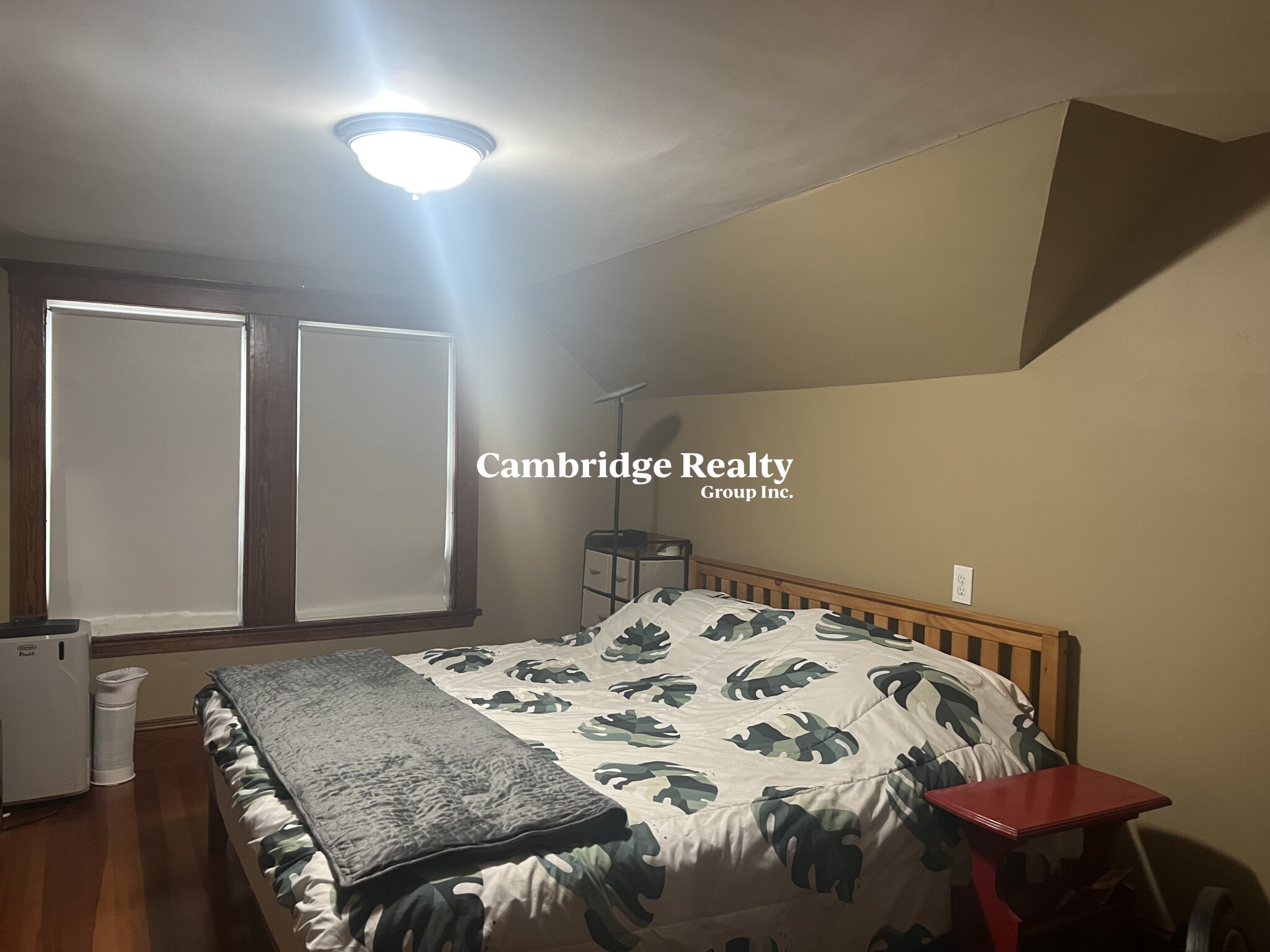 48 Cleveland St, Arlington