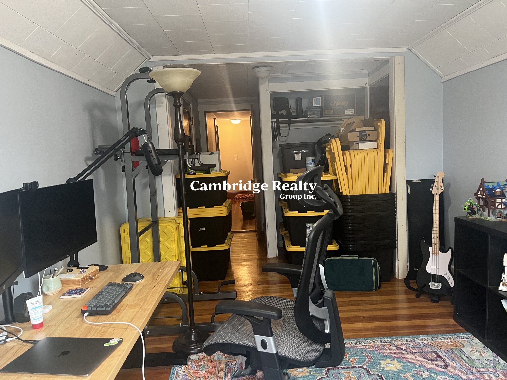 48 Cleveland St, Arlington