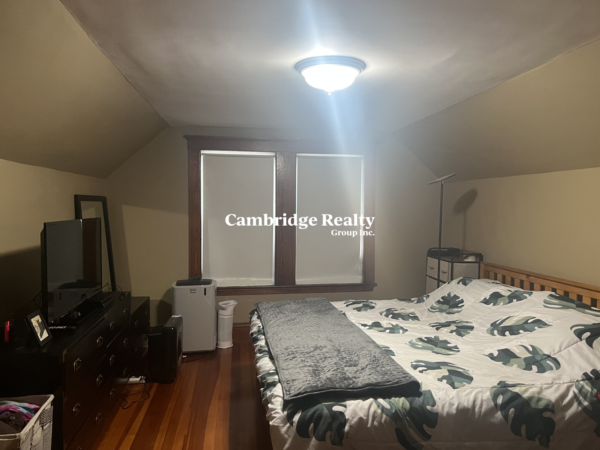 48 Cleveland St, Arlington