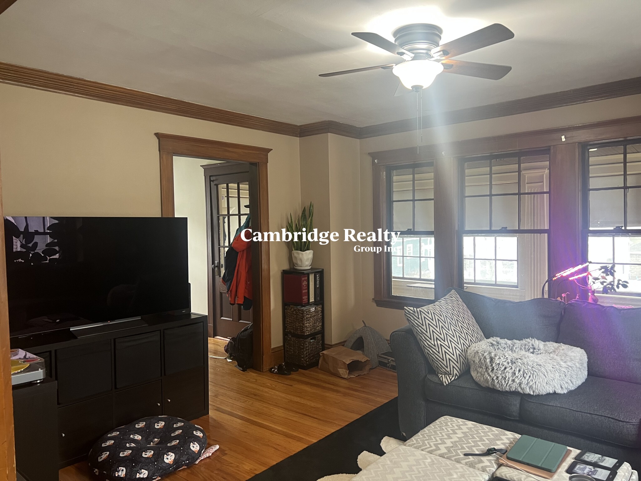 48 Cleveland St, Arlington