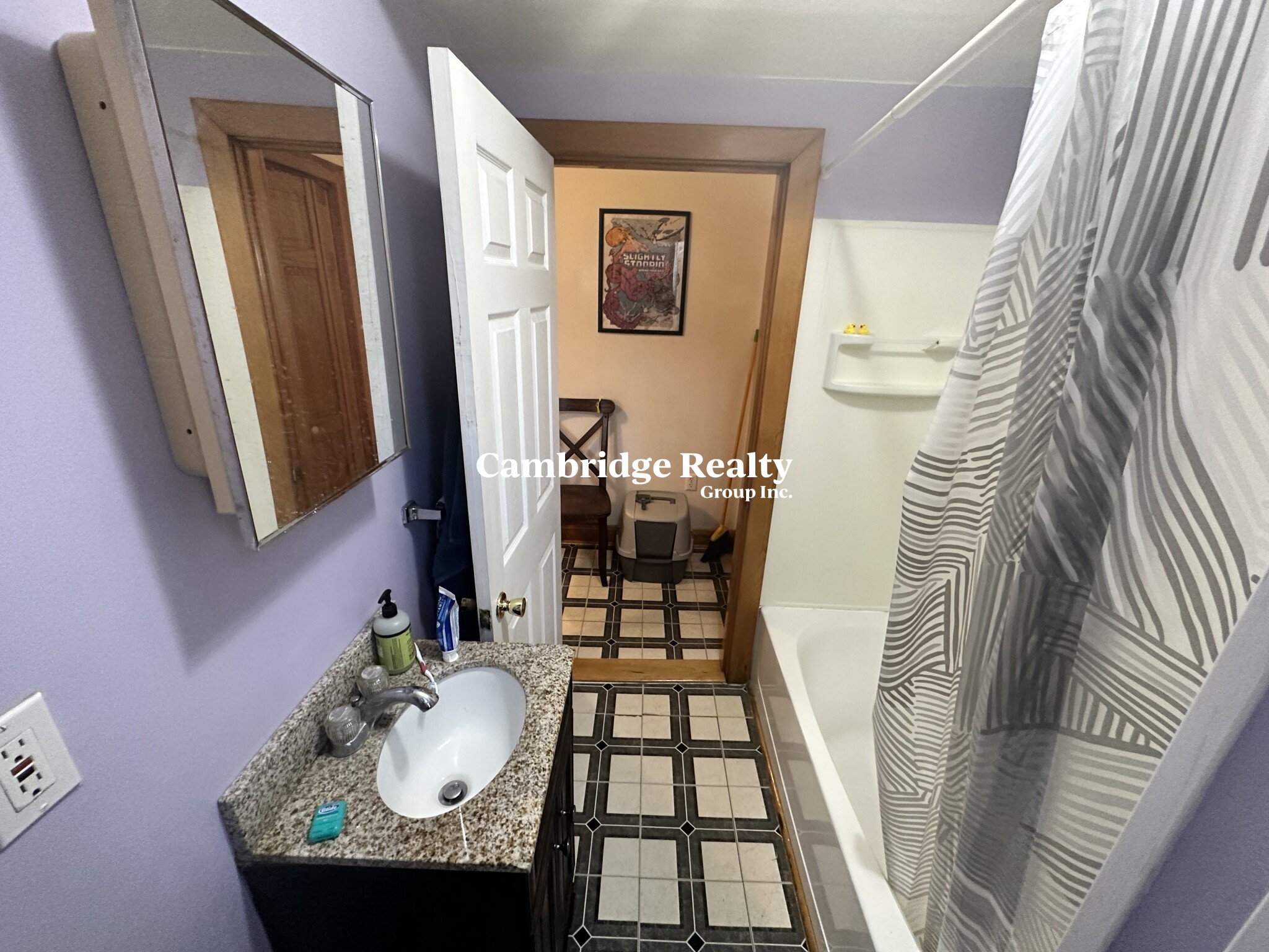 1 Walker Ct, Cambridgeport