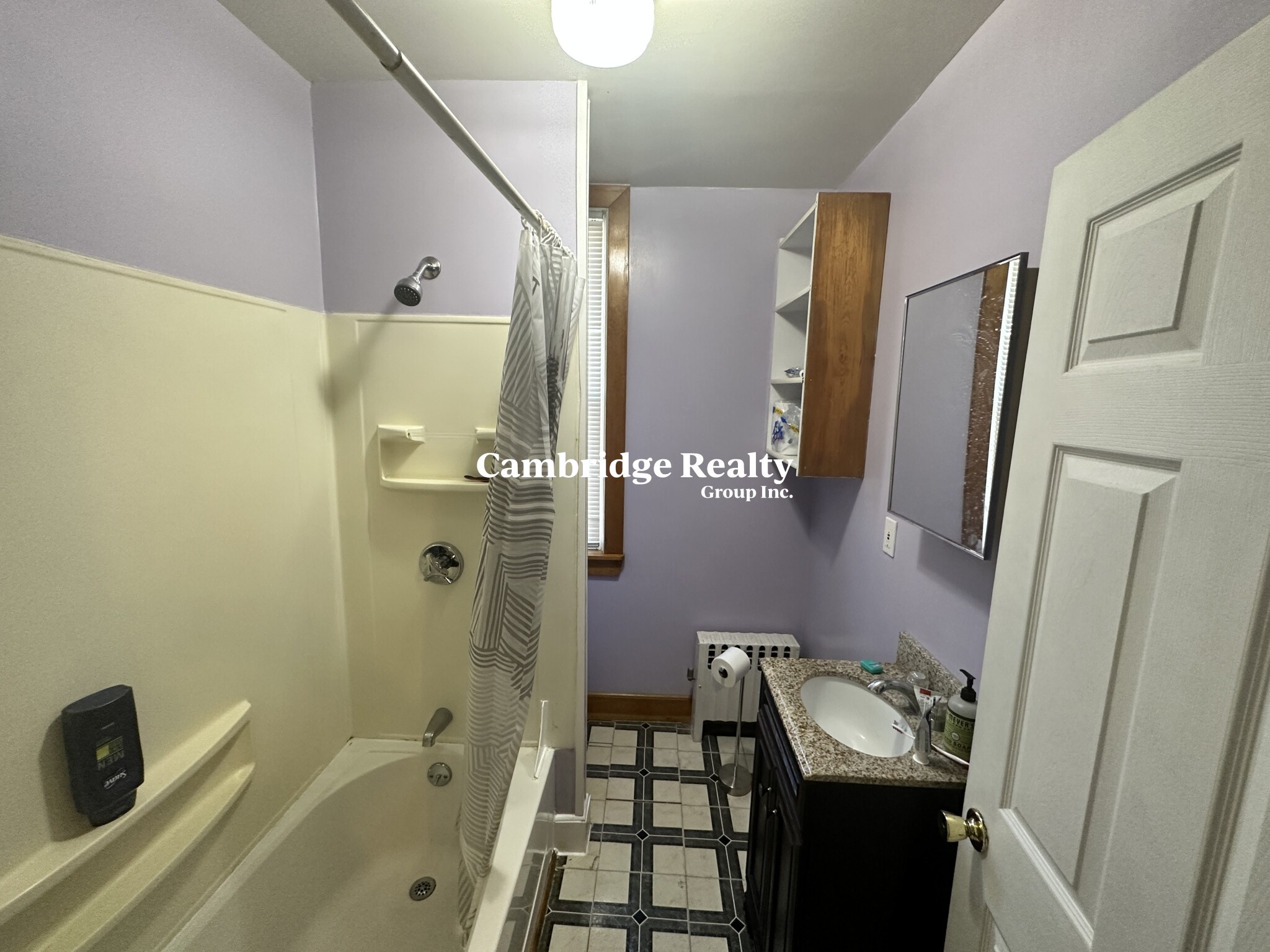 1 Walker Ct, Cambridgeport