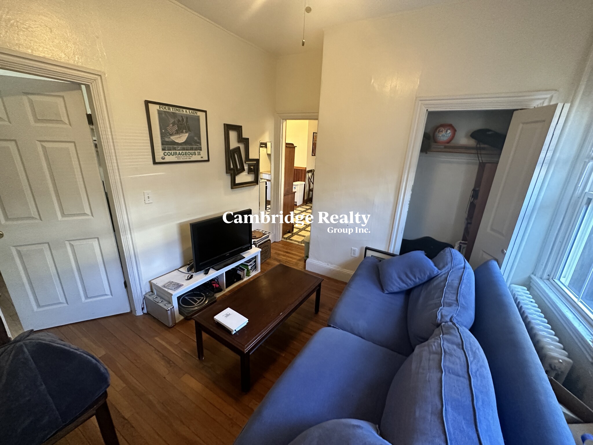 1 Walker Ct, Cambridgeport