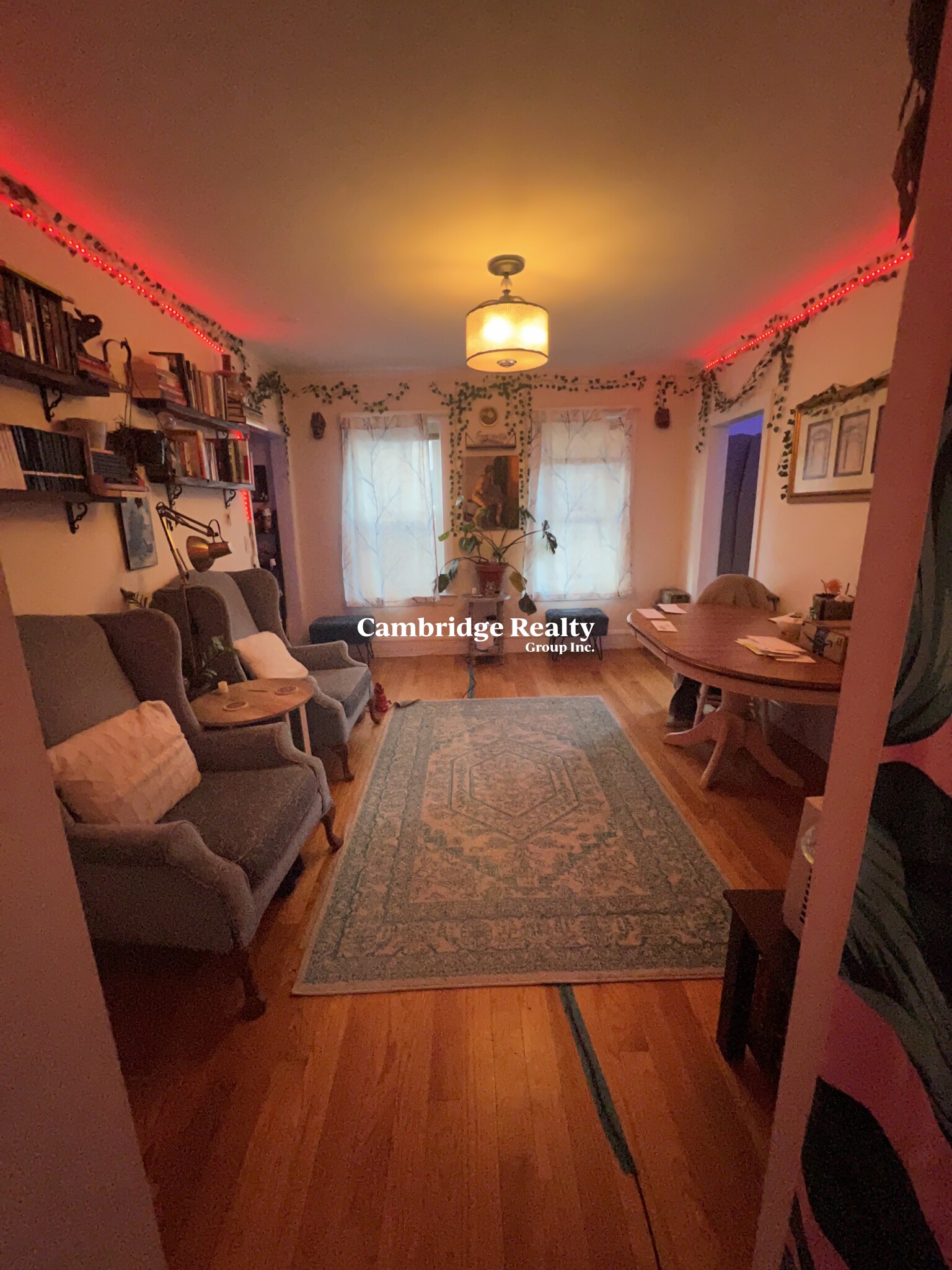 9 Medford St, South Medford