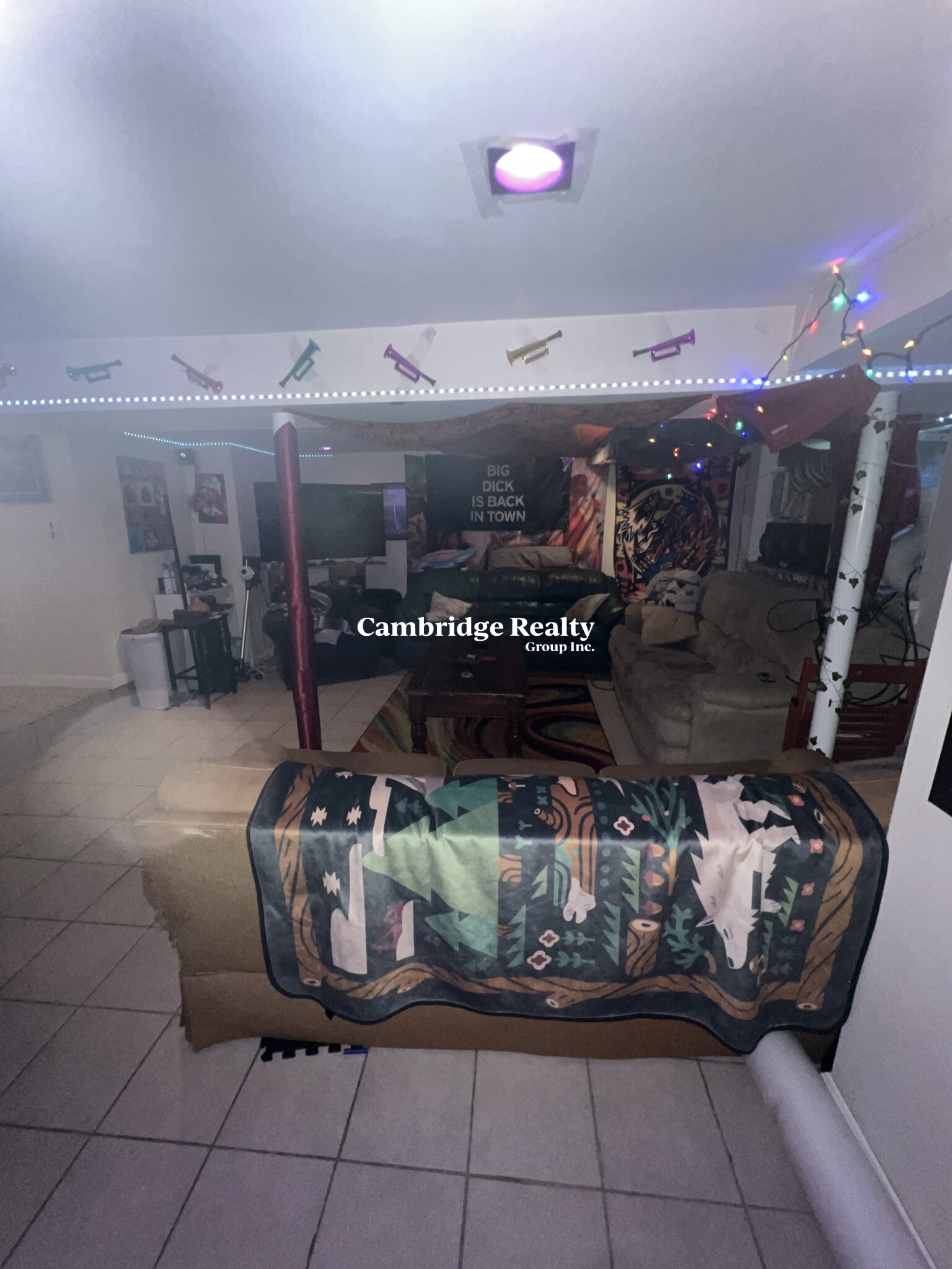 9 Medford St, South Medford