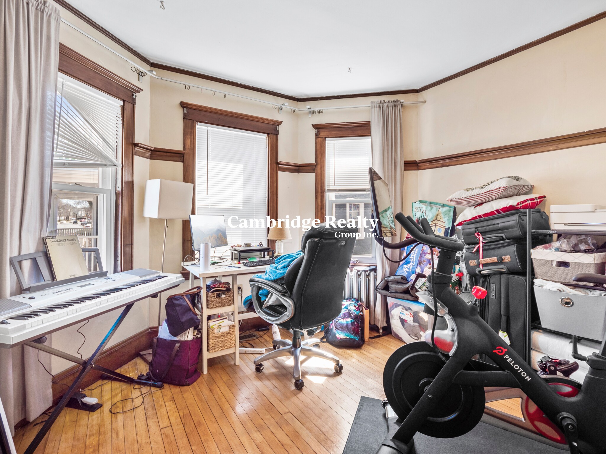 60 Powder House Blvd, Teele Square