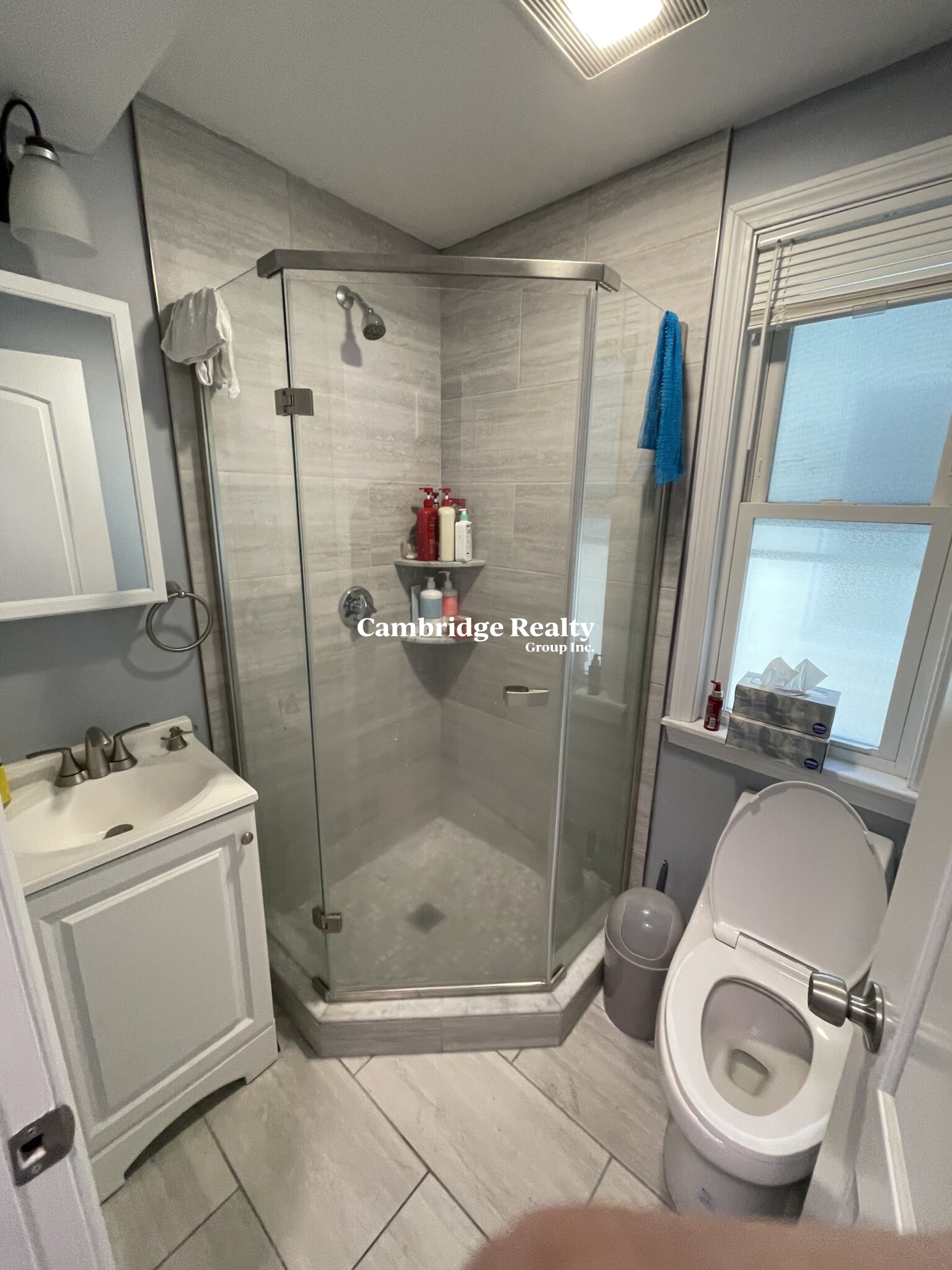 93 Munroe St, Union Square