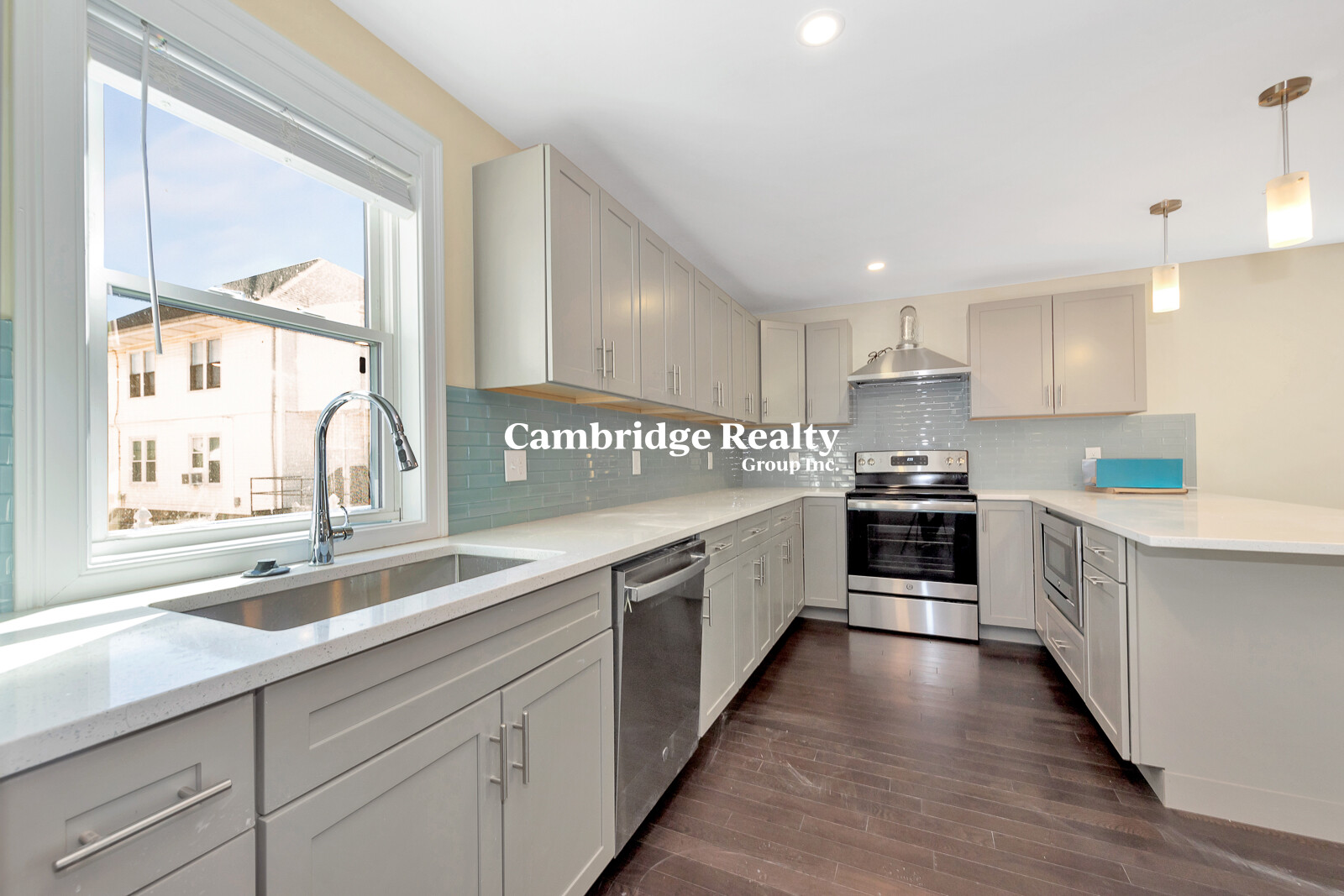 45 Wright Ave, Medford