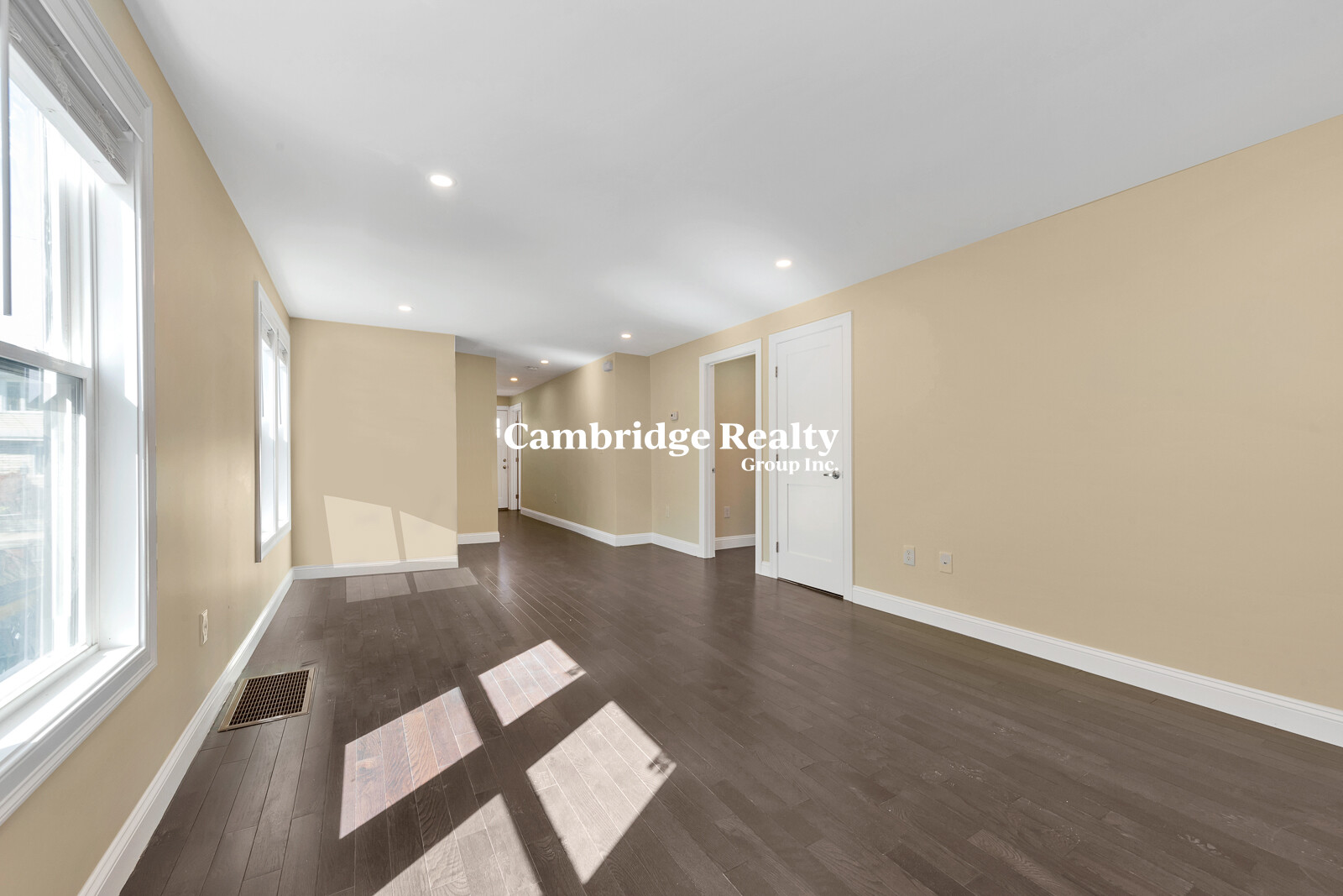 45 Wright Ave, Medford