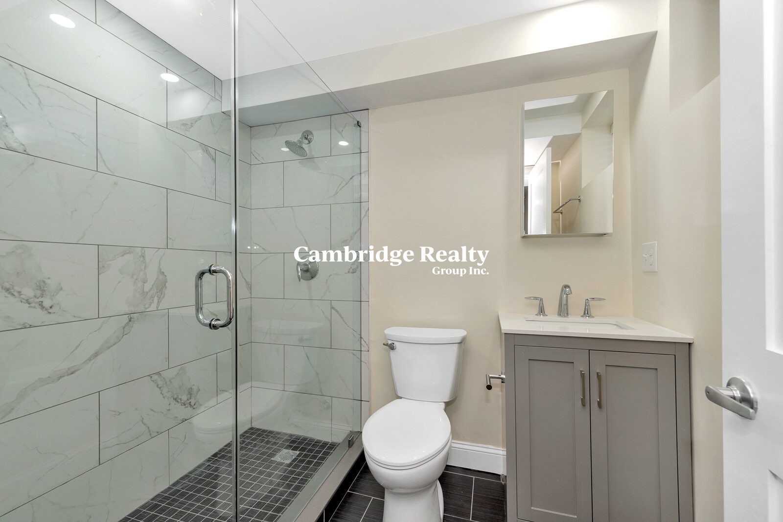 45 Wright Ave, Medford