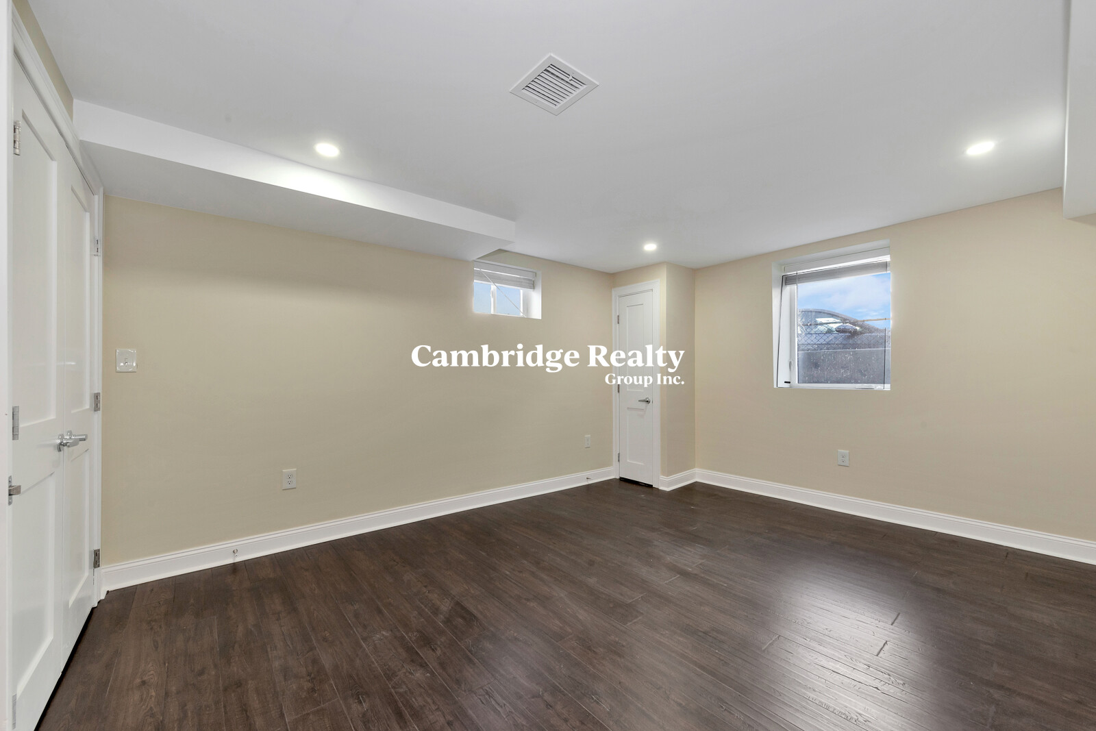 45 Wright Ave, Medford