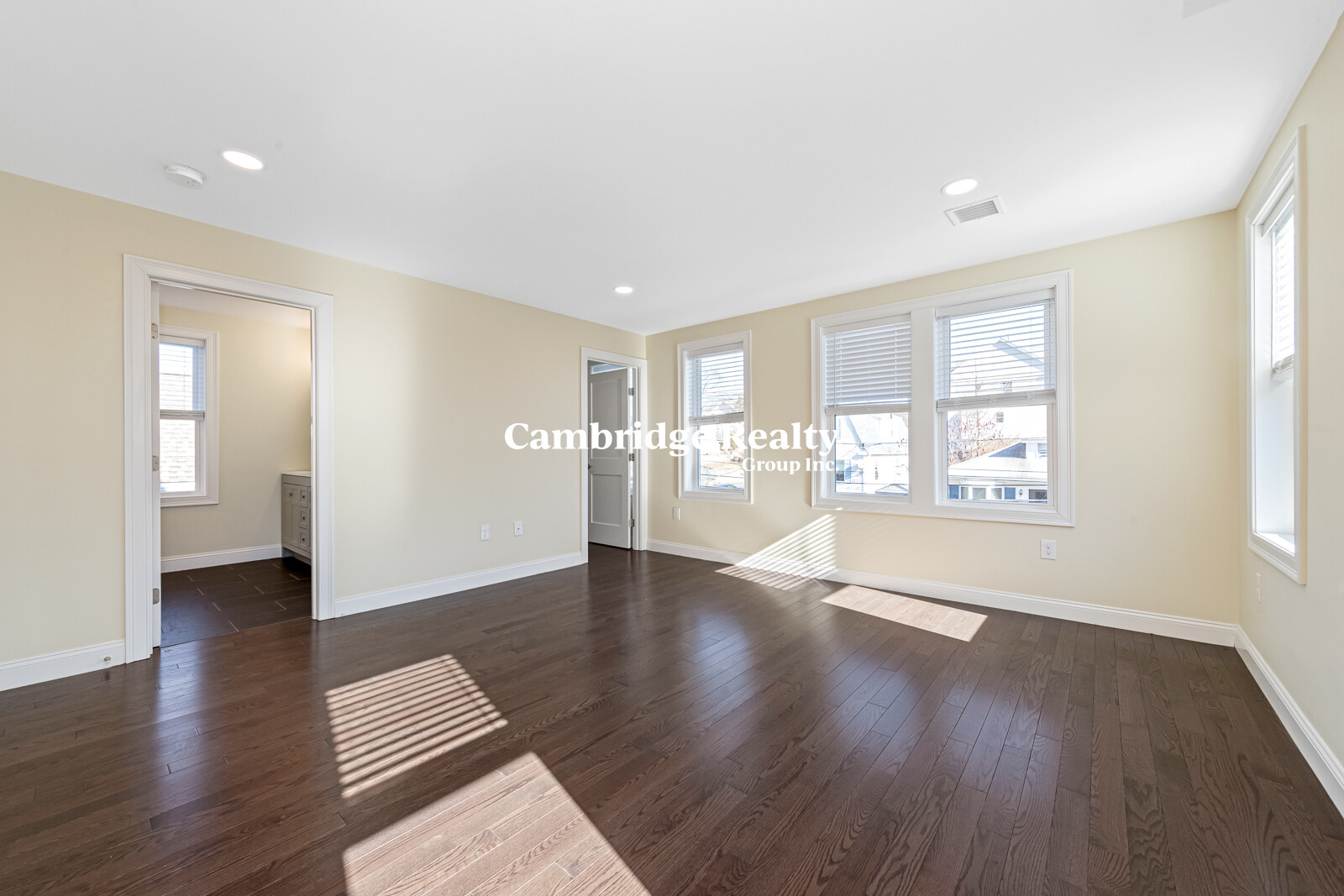 232 Fulton St, Medford